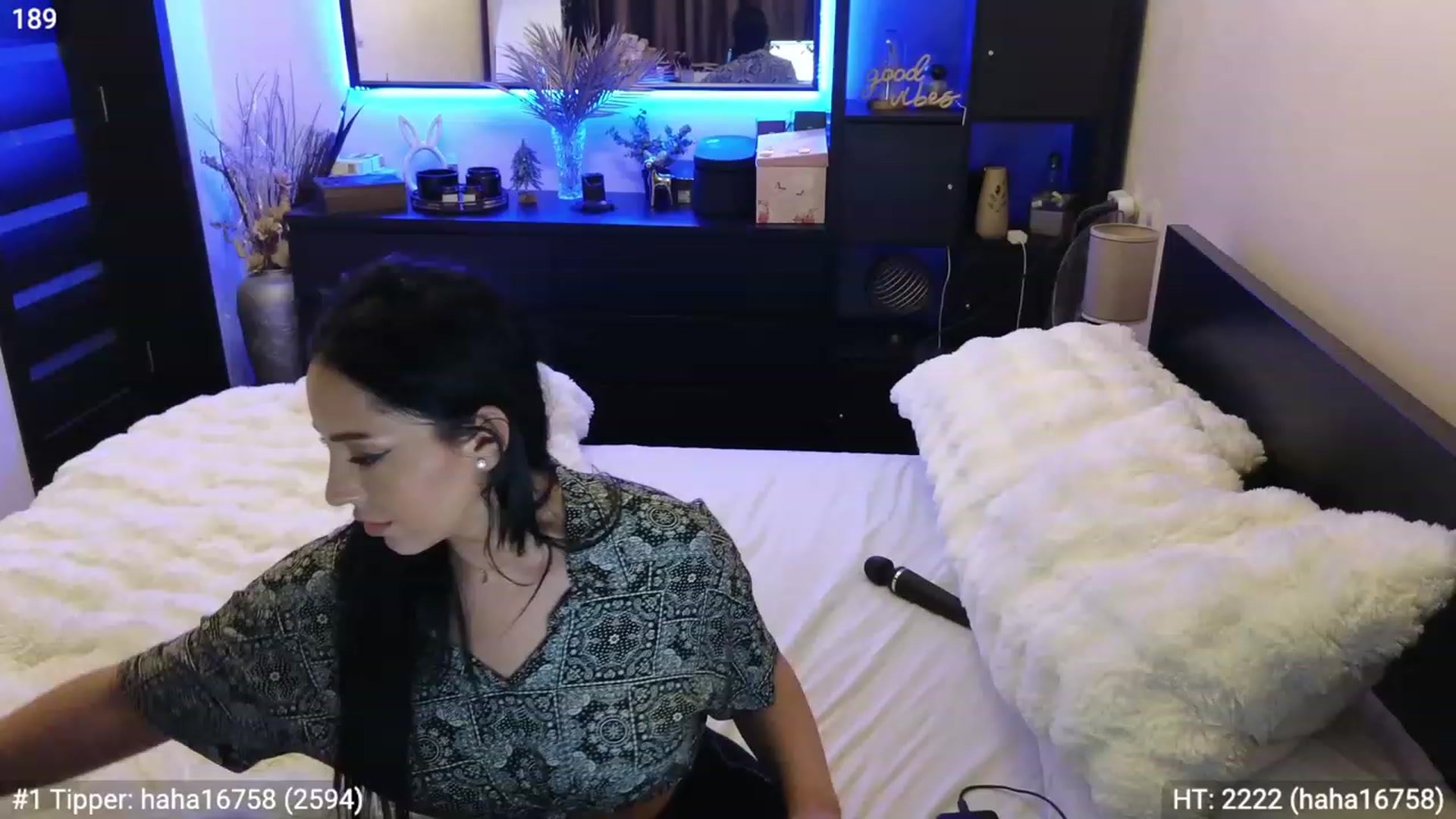 Gallery image thumbnail from EndlesssJoy's myfreecams stream on, 03/15/2024, 06:05 image 10 of 20