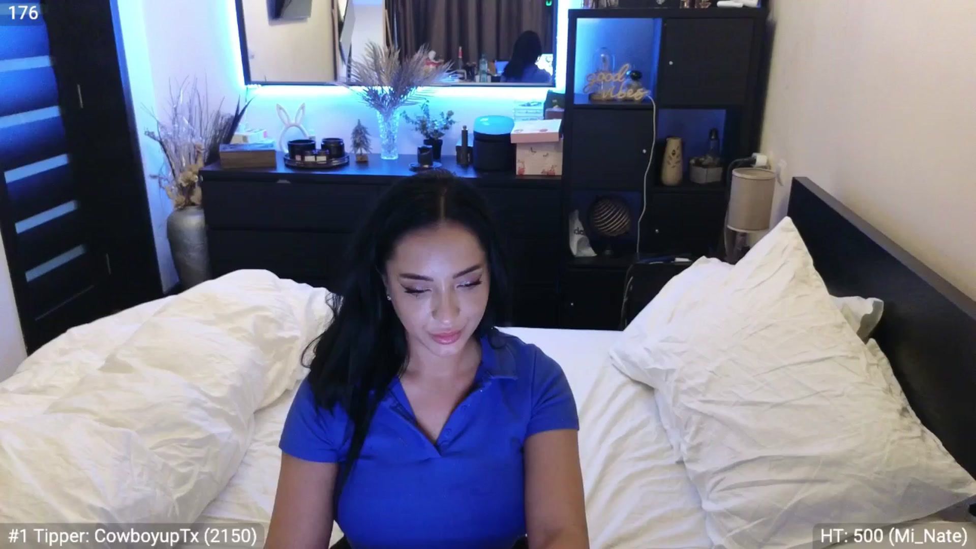 Gallery image thumbnail from EndlesssJoy's myfreecams stream on, 03/23/2024, 06:57 image 12 of 20