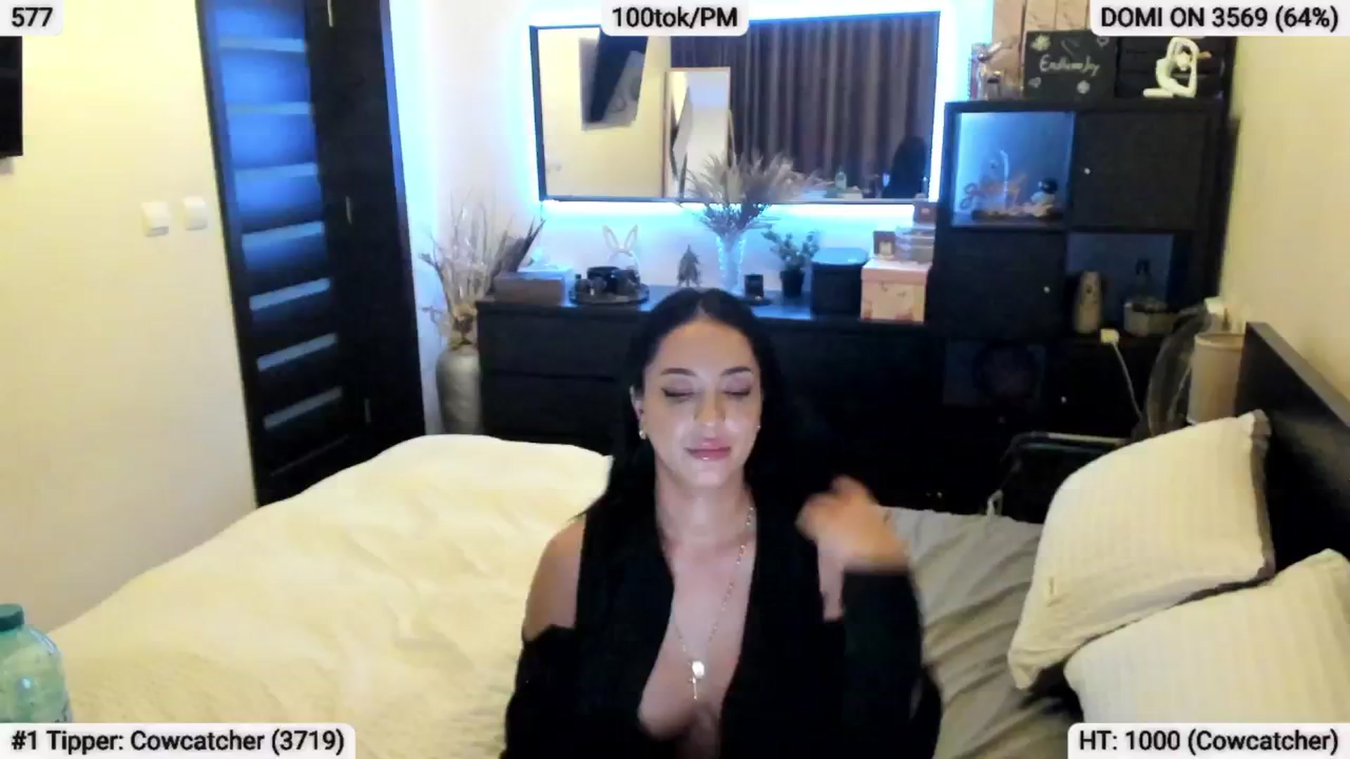 Gallery image thumbnail from EndlesssJoy's myfreecams stream on, 04/20/2024, 07:14 image 6 of 20