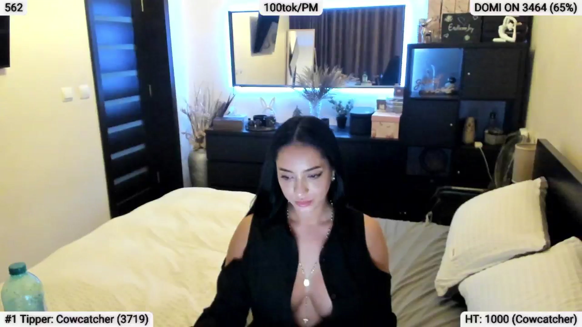 Gallery image thumbnail from EndlesssJoy's myfreecams stream on, 04/20/2024, 07:14 image 20 of 20