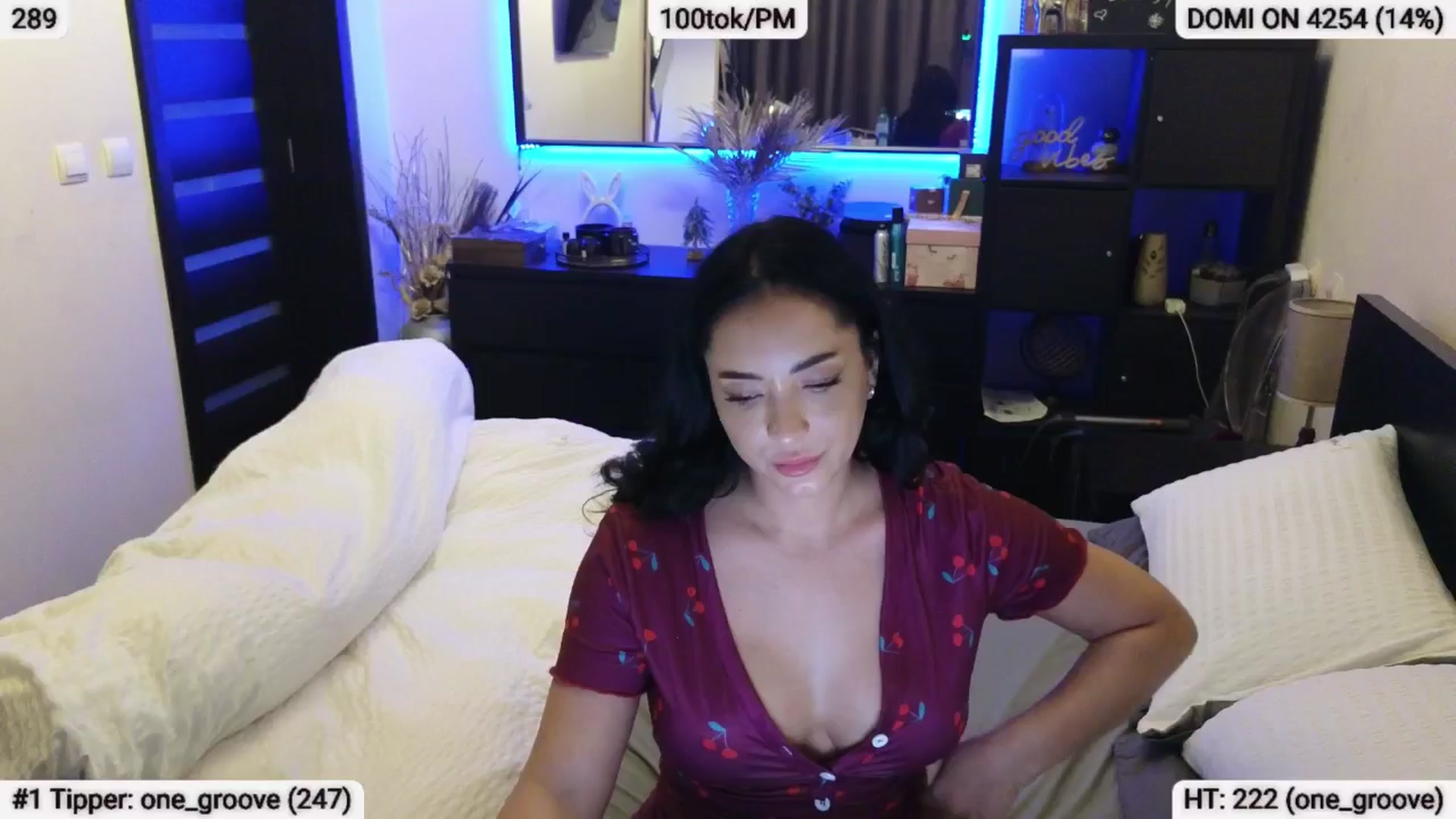 Gallery image thumbnail from EndlesssJoy's myfreecams stream on, 05/11/2024, 07:12 image 11 of 20