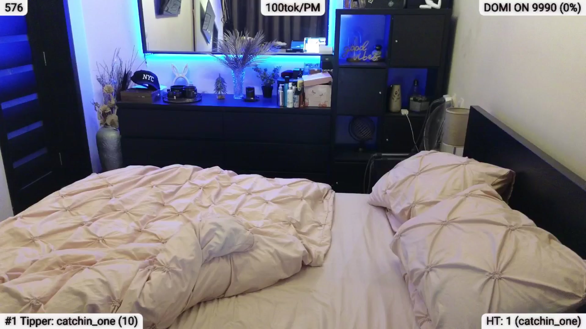 Gallery image thumbnail from EndlesssJoy's myfreecams stream on, 05/23/2024, 24:50 image 8 of 20