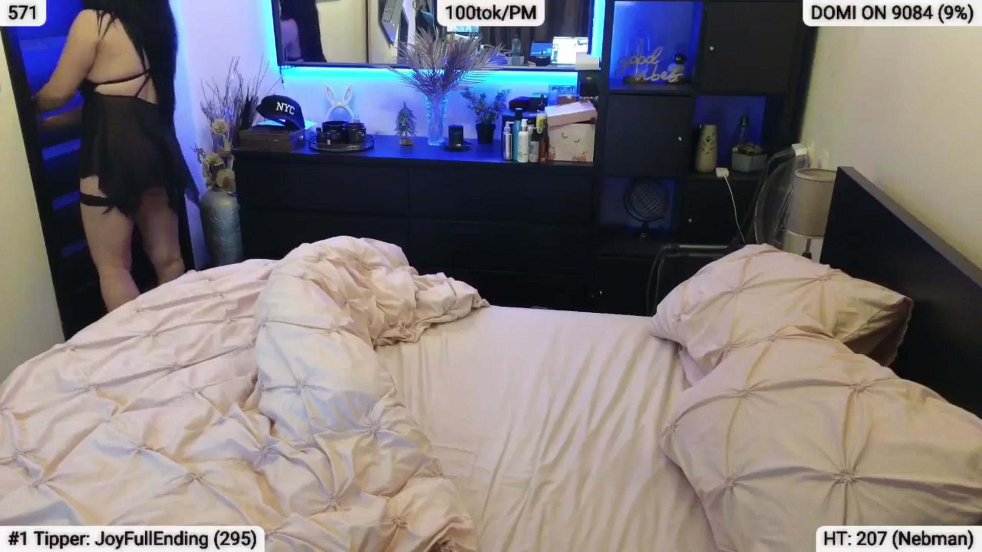 Gallery image thumbnail from EndlesssJoy's myfreecams stream on, 05/23/2024, 07:18 image 8 of 20