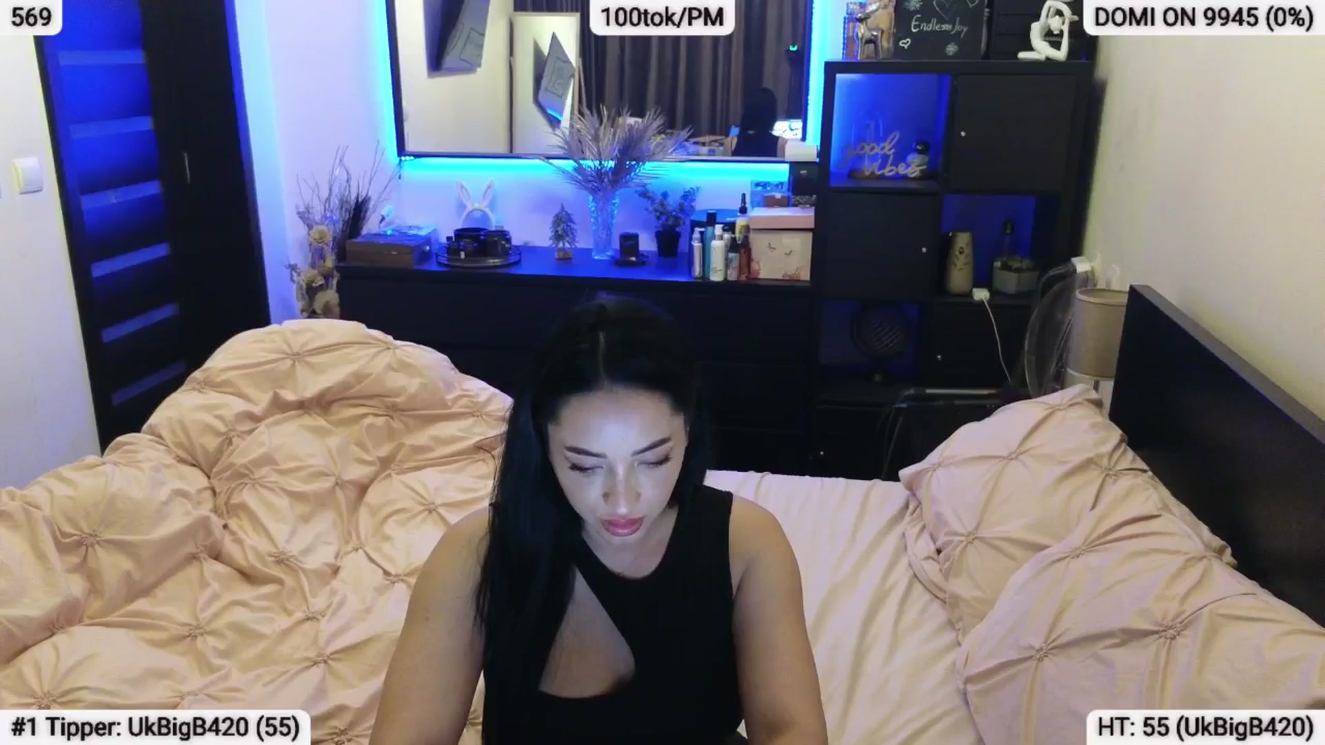 Gallery image thumbnail from EndlesssJoy's myfreecams stream on, 05/24/2024, 07:06 image 3 of 20