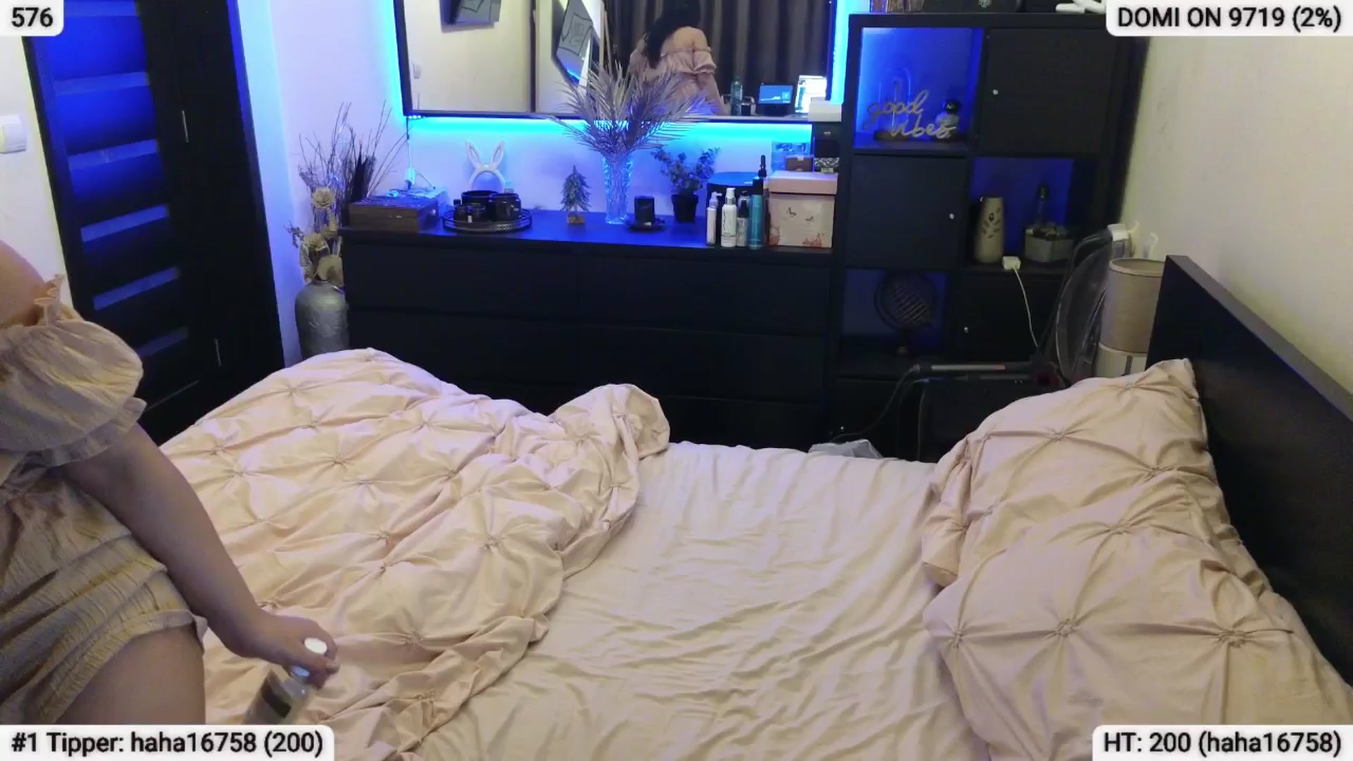 Gallery image thumbnail from EndlesssJoy's myfreecams stream on, 05/25/2024, 02:44 image 12 of 20