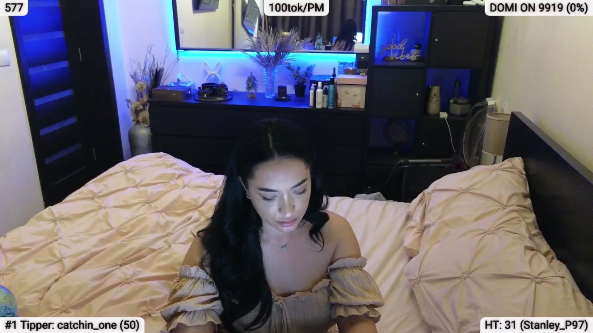 Gallery image thumbnail from EndlesssJoy's myfreecams stream on, 05/25/2024, 02:44 image 1 of 20