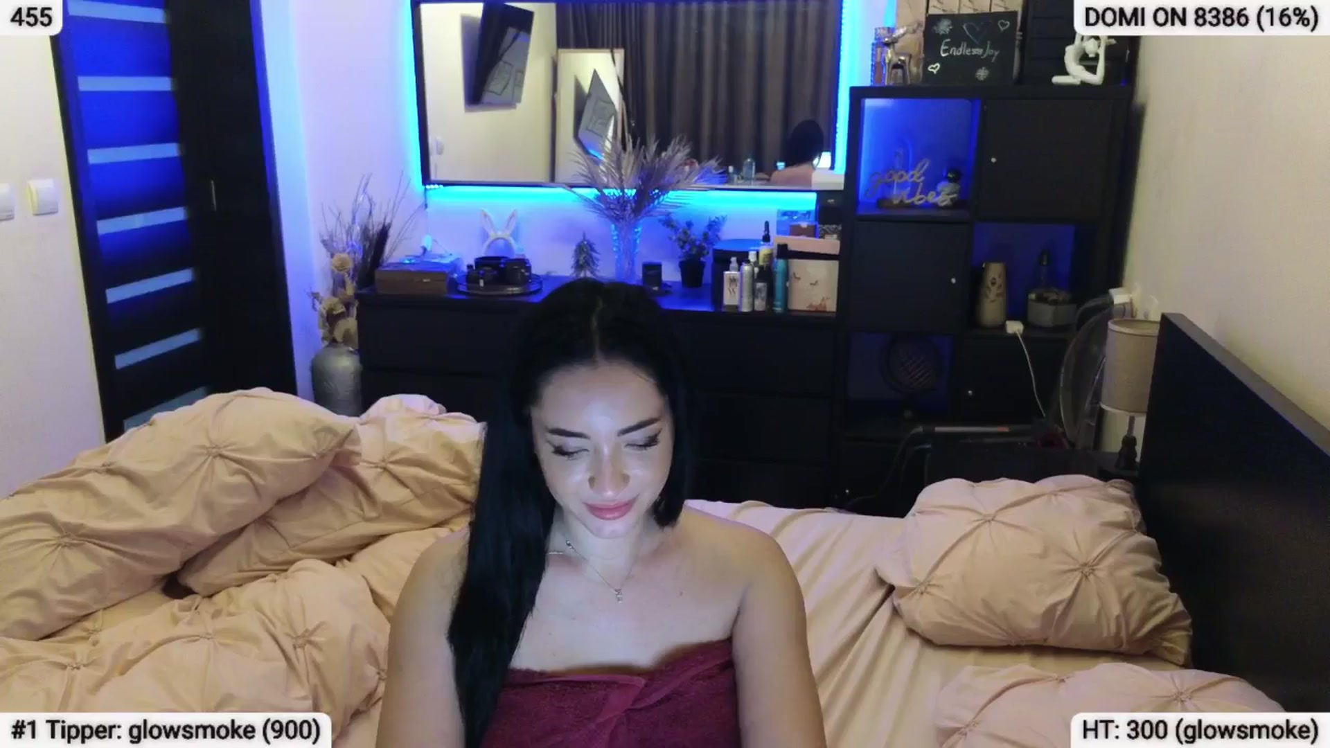 Gallery image thumbnail from EndlesssJoy's myfreecams stream on, 05/26/2024, 08:53 image 1 of 20