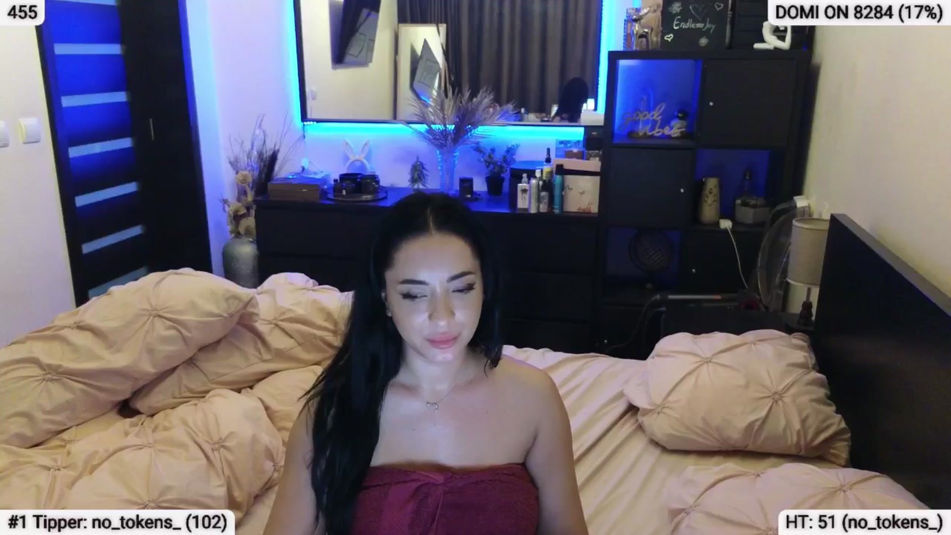 Gallery image thumbnail from EndlesssJoy's myfreecams stream on, 05/26/2024, 08:53 image 15 of 20