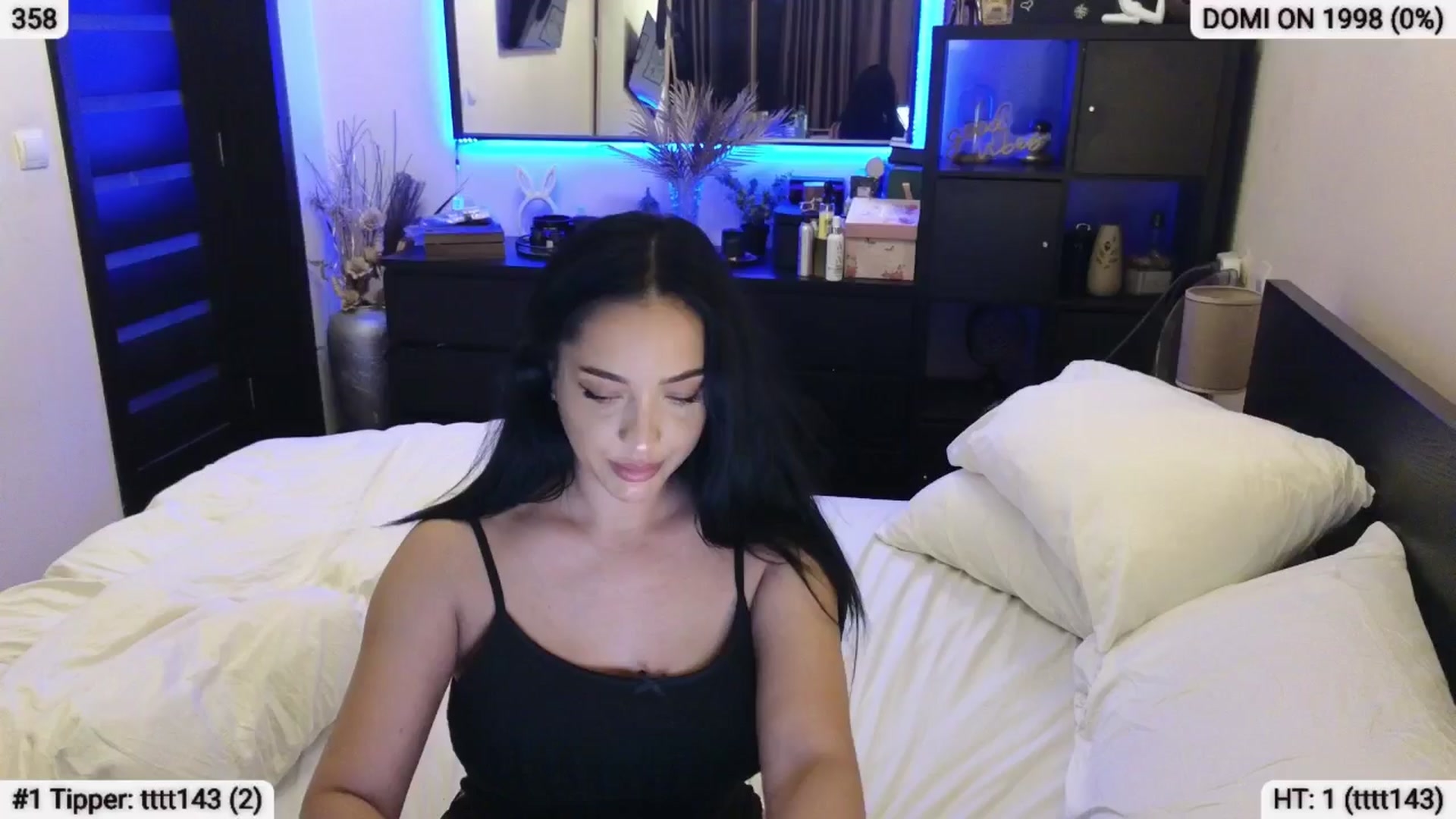 Gallery image thumbnail from EndlesssJoy's myfreecams stream on, 06/14/2024, 01:50 image 7 of 20
