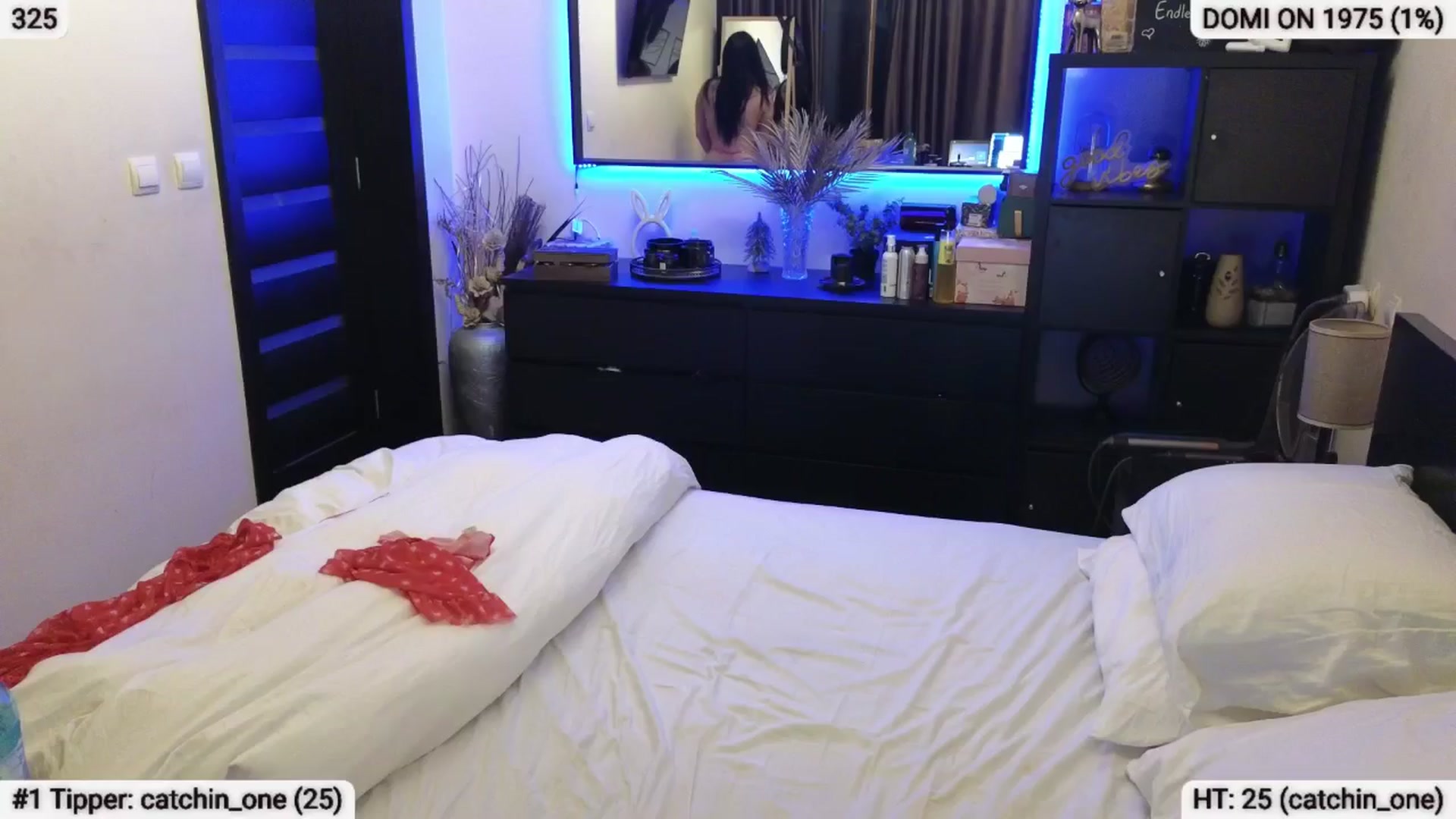 Gallery image thumbnail from EndlesssJoy's myfreecams stream on, 06/15/2024, 02:27 image 5 of 20