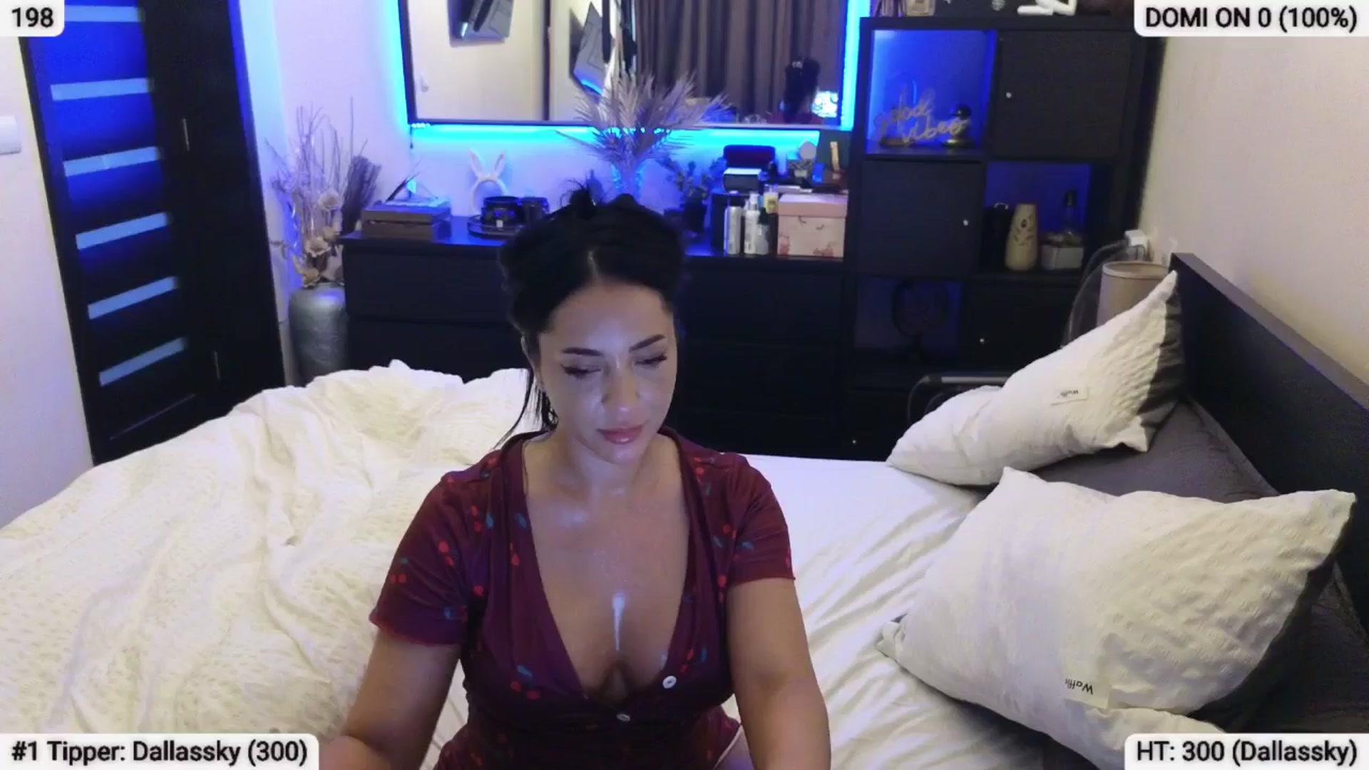 Gallery image thumbnail from EndlesssJoy's myfreecams stream on, 06/22/2024, 07:25 image 20 of 20