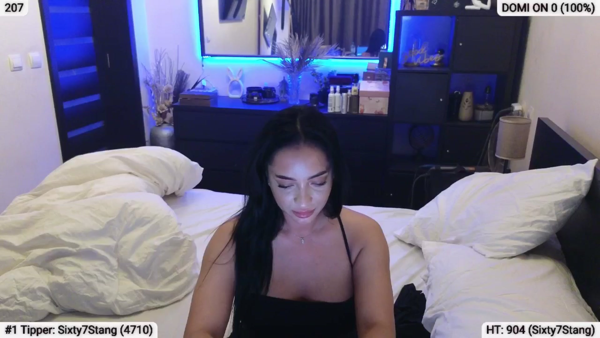 Gallery image thumbnail from EndlesssJoy's myfreecams stream on, 06/30/2024, 02:56 image 2 of 20
