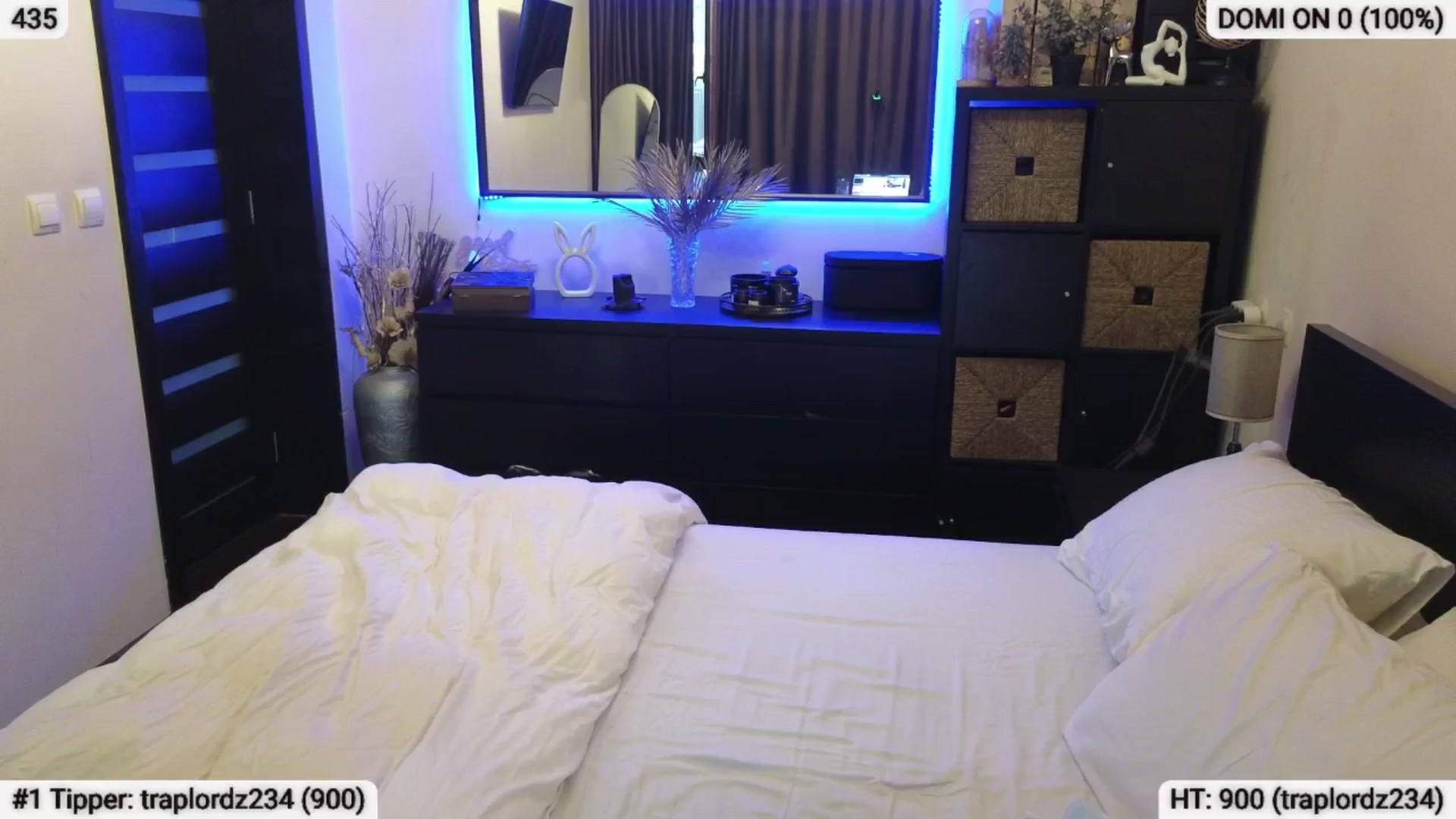 Gallery image thumbnail from EndlesssJoy's myfreecams stream on, 07/13/2024, 04:25 image 16 of 20