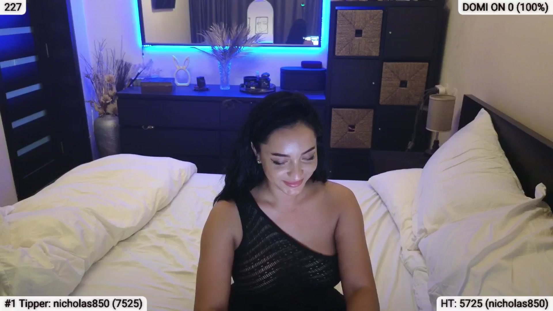 Gallery image thumbnail from EndlesssJoy's myfreecams stream on, 07/26/2024, 06:30 image 15 of 20