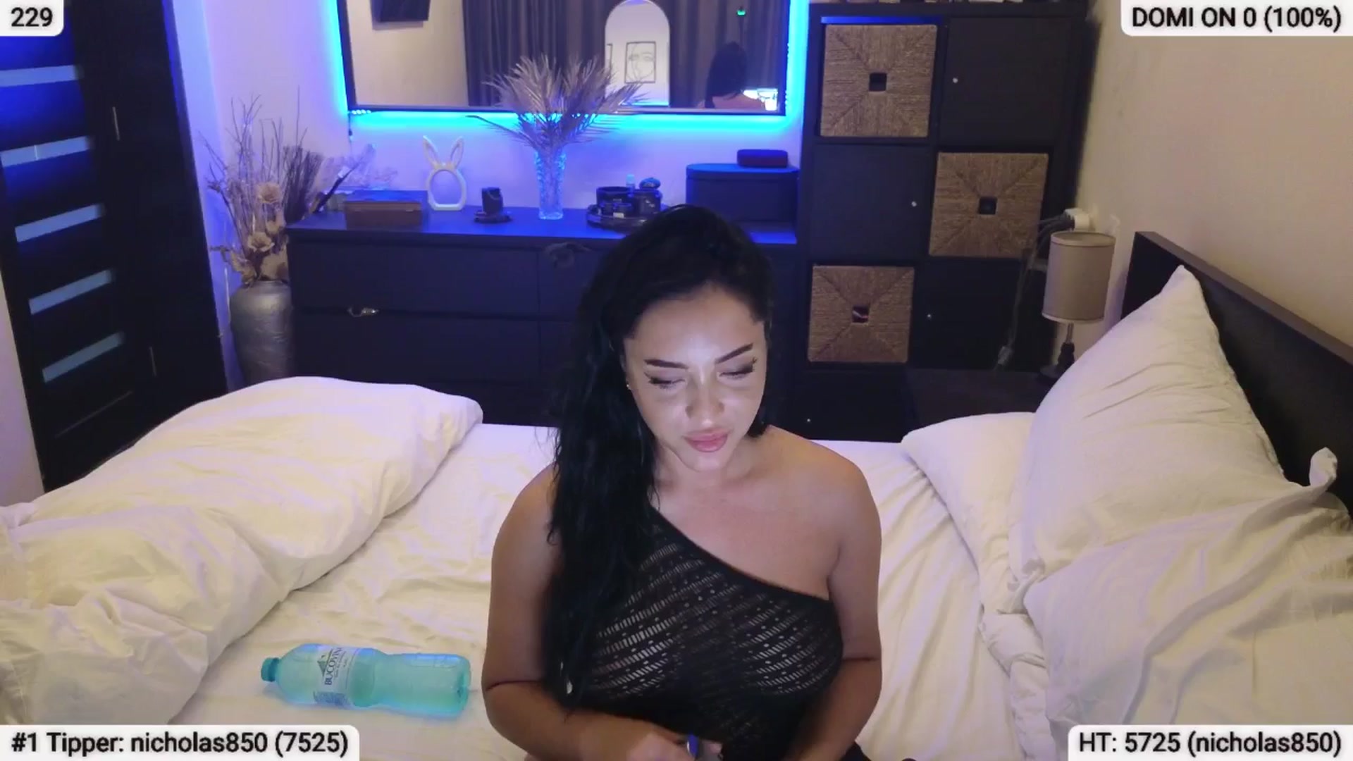 Gallery image thumbnail from EndlesssJoy's myfreecams stream on, 07/26/2024, 06:30 image 9 of 20