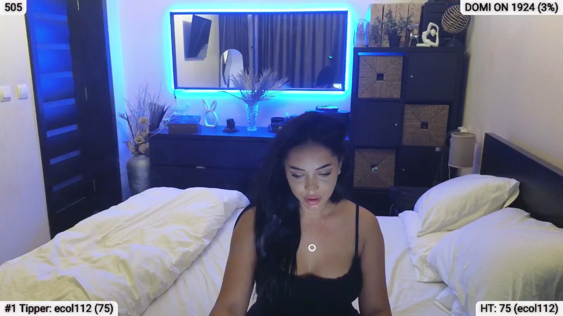 Gallery image thumbnail from EndlesssJoy's myfreecams stream on, 08/17/2024, 01:43 image 13 of 20