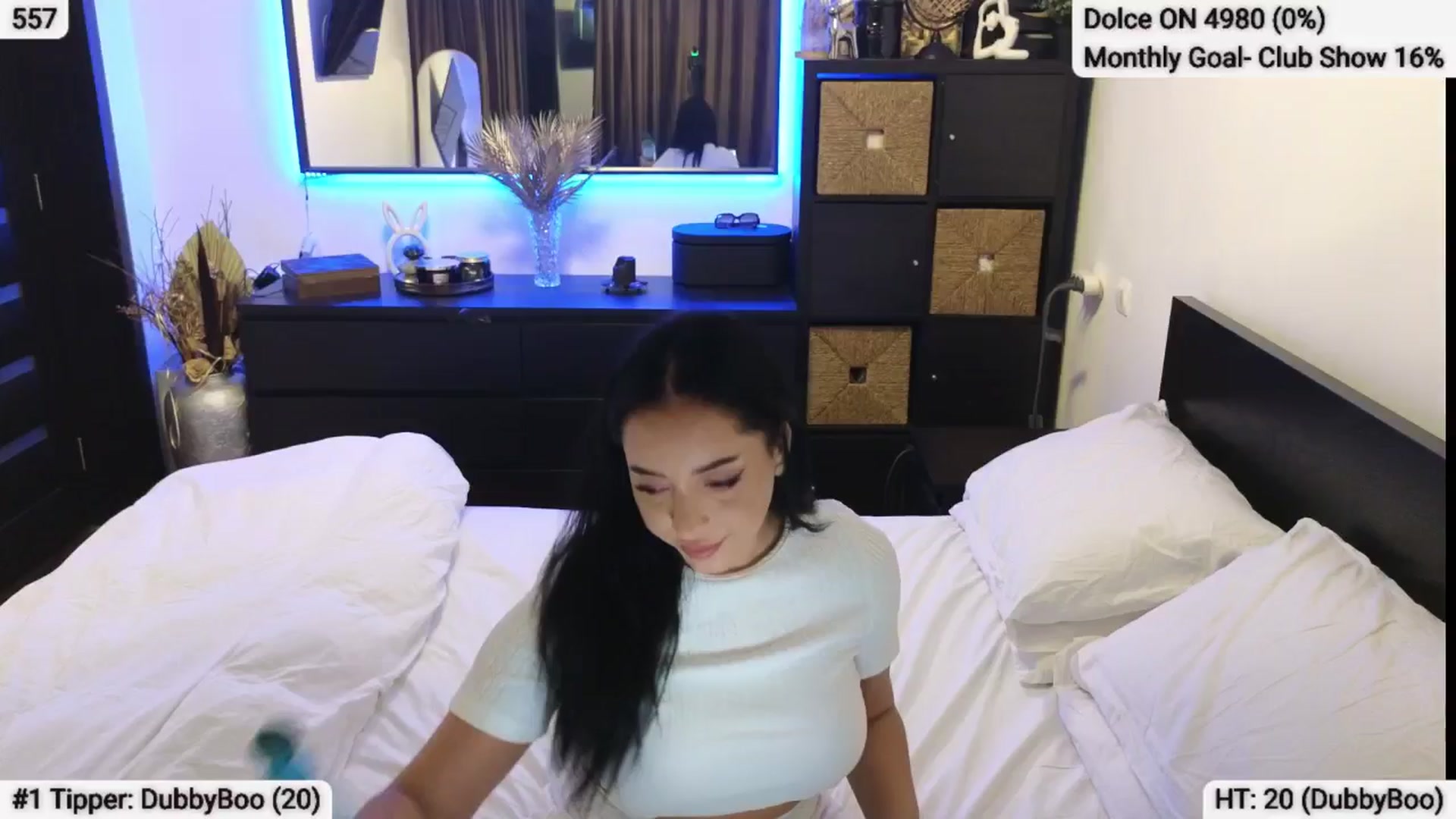 Gallery image thumbnail from EndlesssJoy's myfreecams stream on, 10/19/2024, 07:26 image 2 of 20