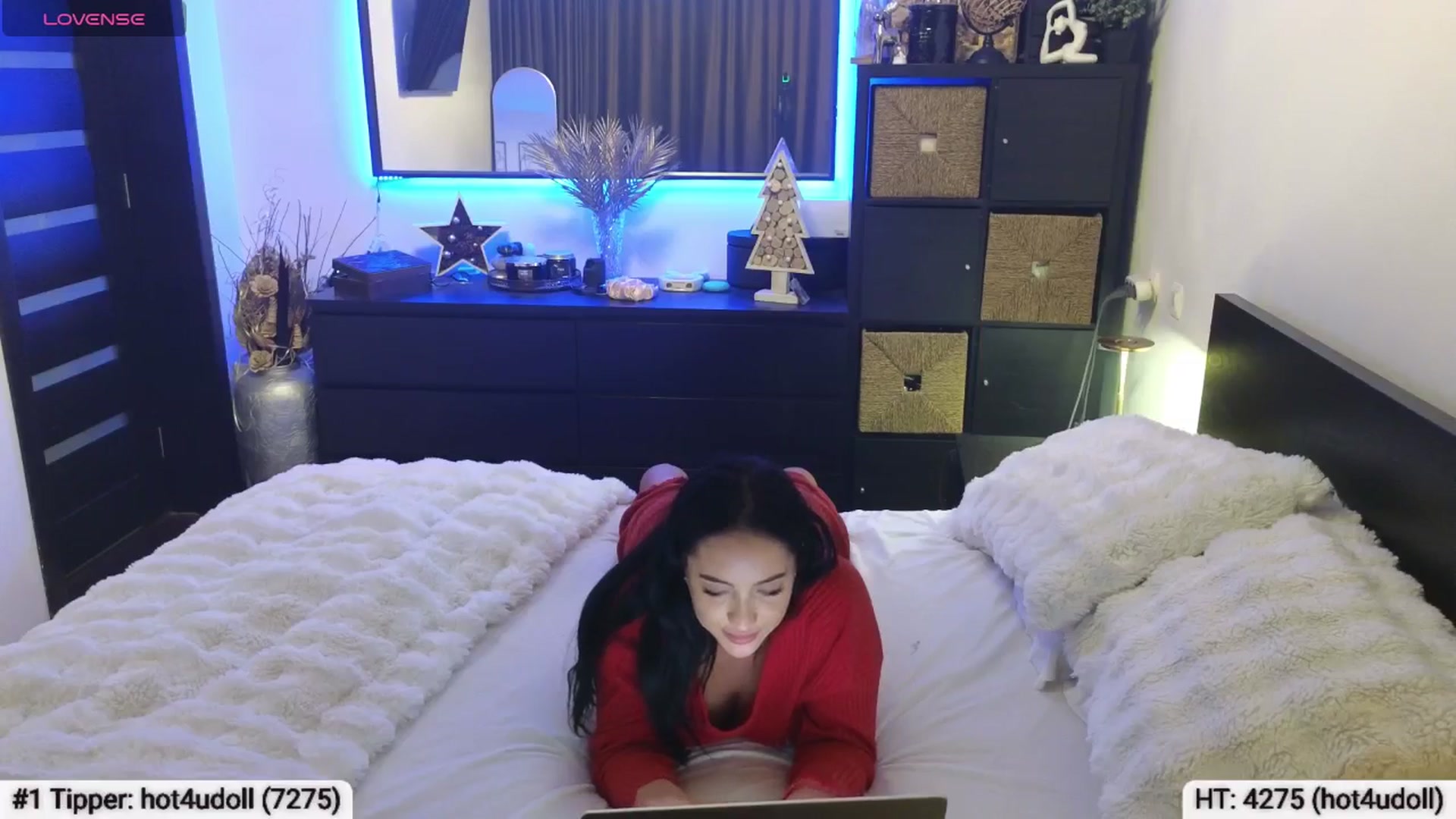 Gallery image thumbnail from EndlesssJoy's myfreecams stream on, 01/04/2025, 08:33 image 11 of 20