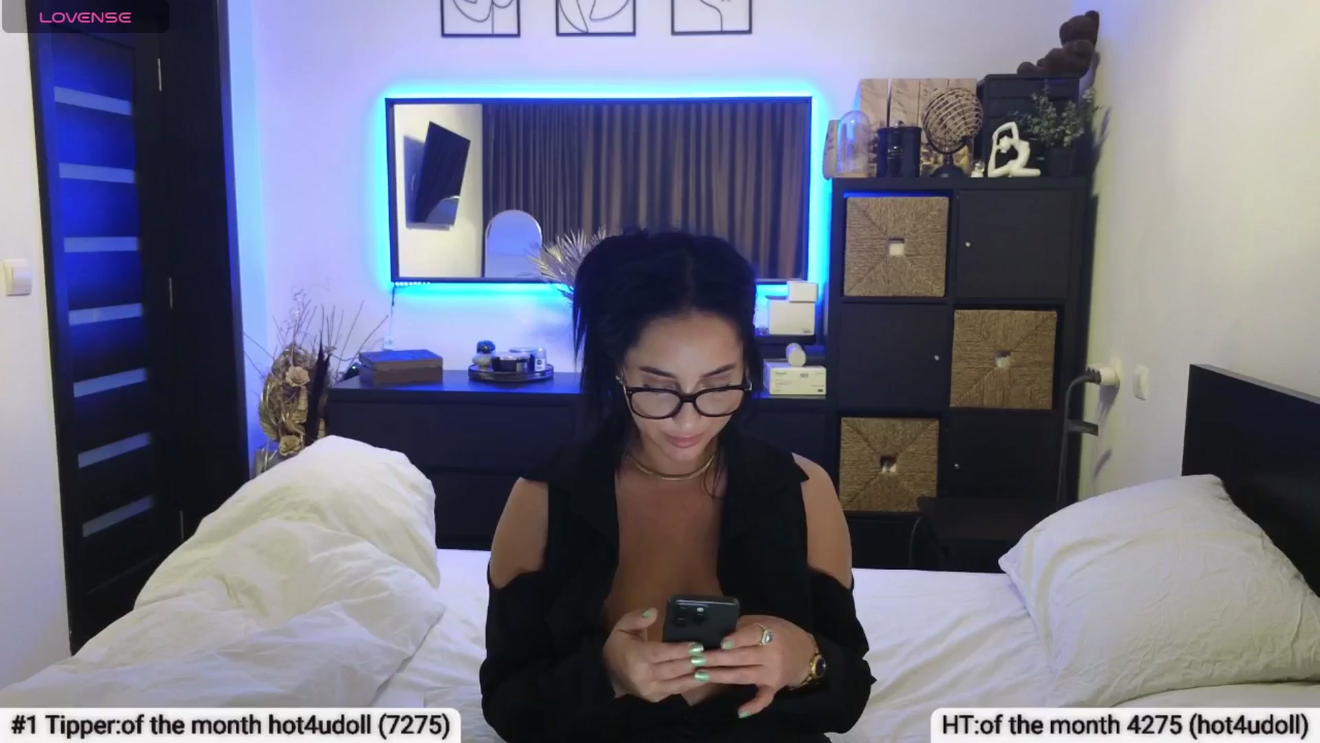 Gallery image thumbnail from EndlesssJoy's myfreecams stream on, 01/26/2025, 08:14 image 16 of 20