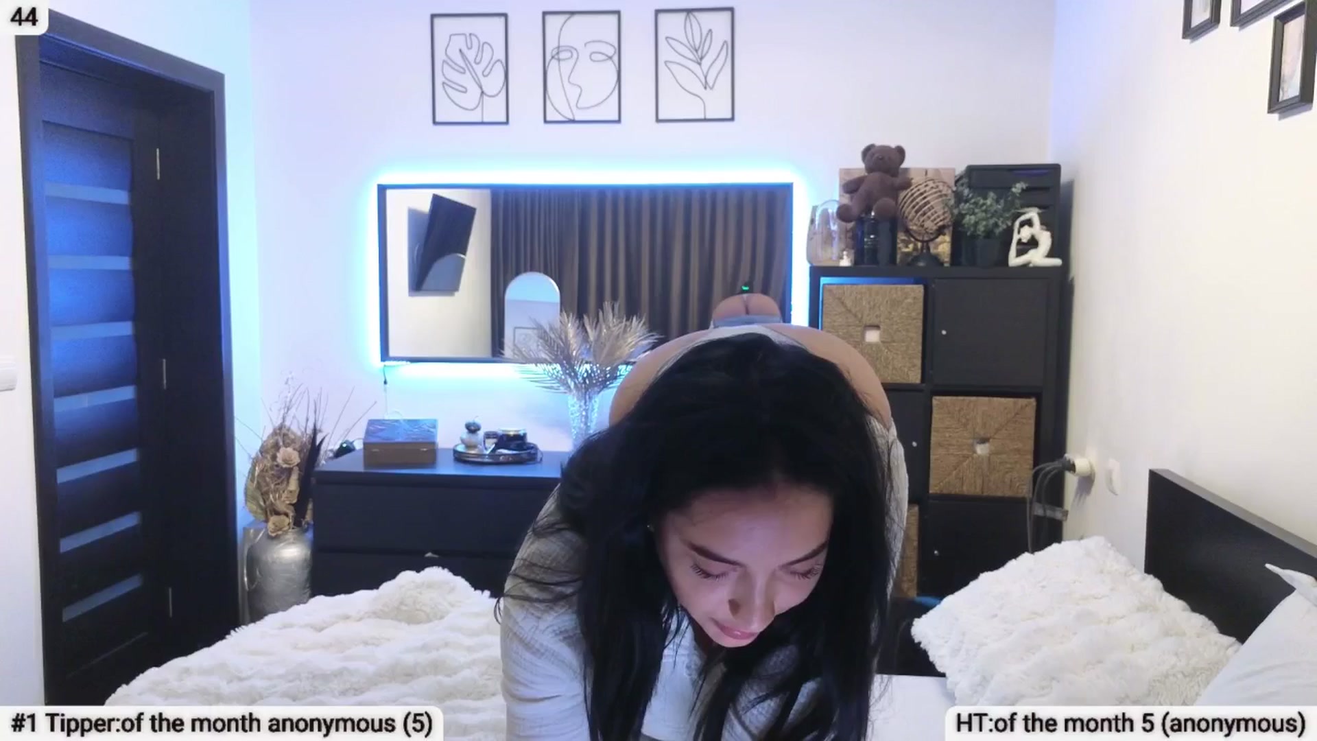 Gallery image thumbnail from EndlesssJoy's myfreecams stream on, 03/01/2025, 08:51 image 10 of 20