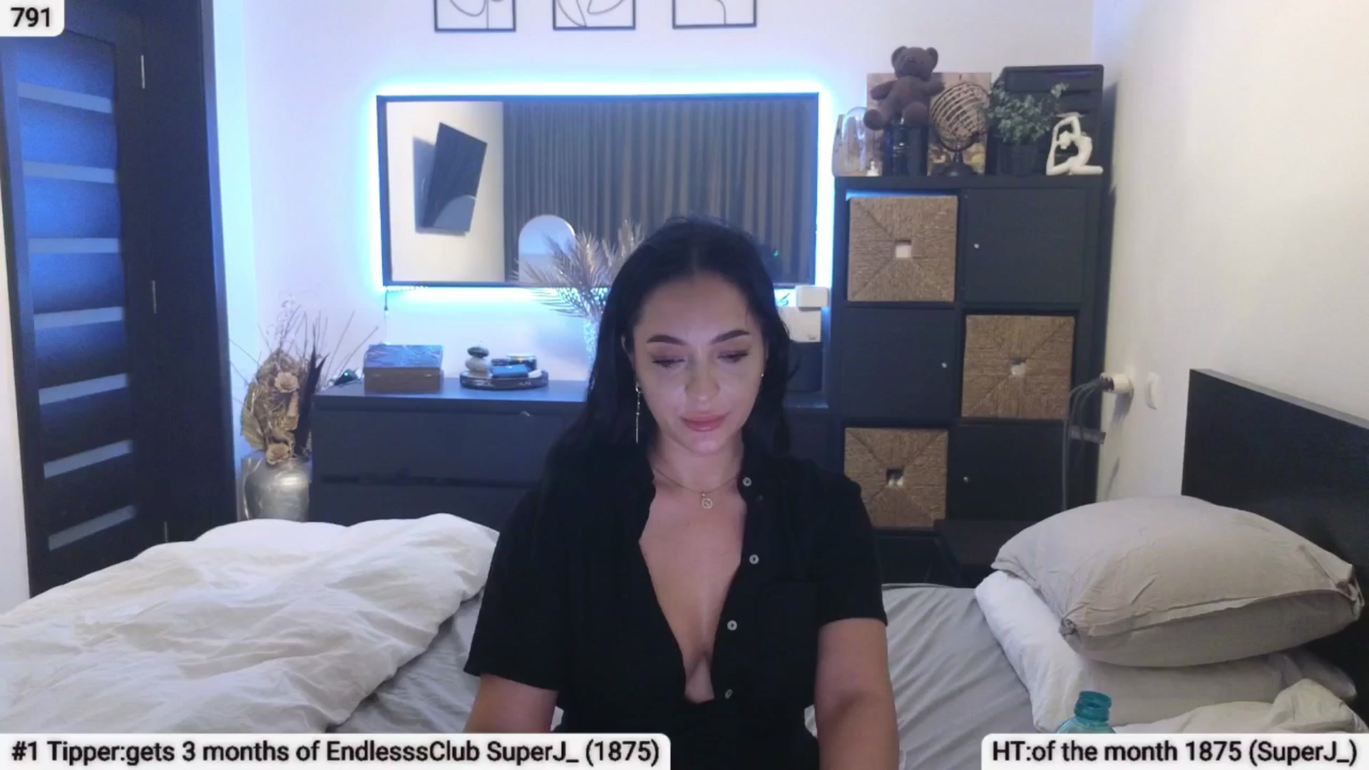 Gallery image thumbnail from EndlesssJoy's myfreecams stream on, 03/10/2025, 06:56 image 16 of 20