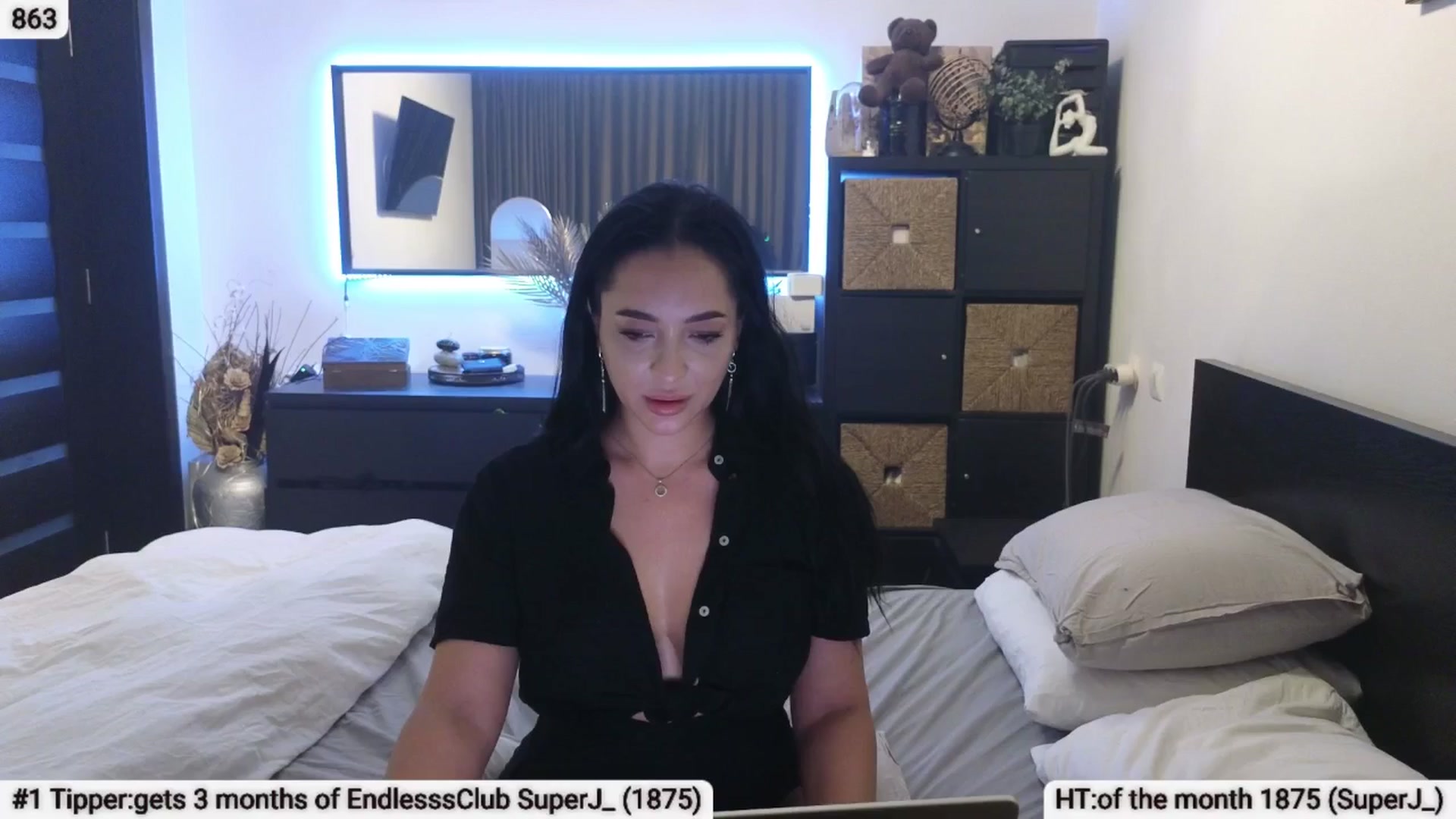 Gallery image thumbnail from EndlesssJoy's myfreecams stream on, 03/10/2025, 06:56 image 12 of 20