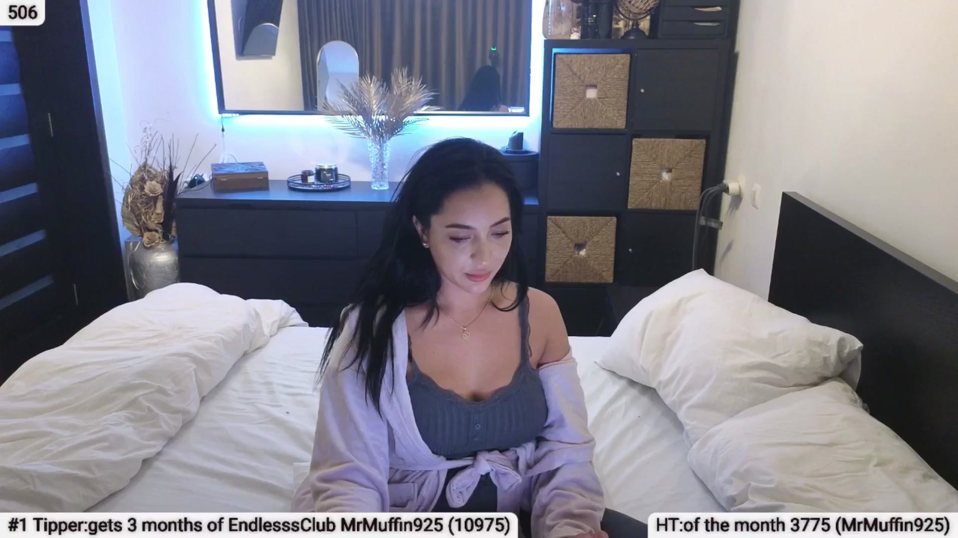 Gallery image thumbnail from EndlesssJoy's myfreecams stream on, 03/21/2025, 06:43 image 12 of 20