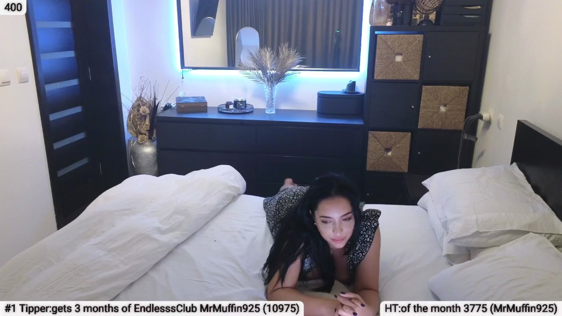 Gallery image thumbnail from EndlesssJoy's myfreecams stream on, 03/22/2025, 08:01 image 10 of 20