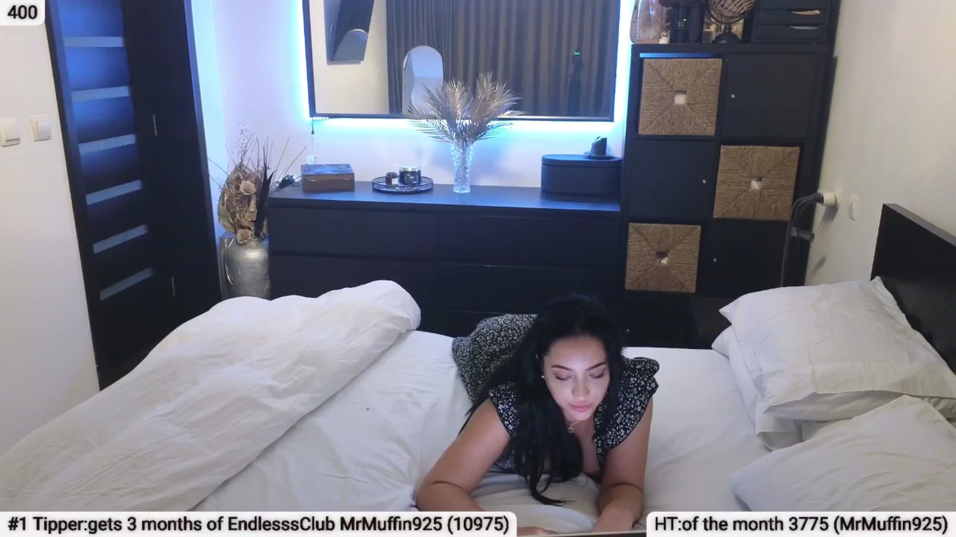 Gallery image thumbnail from EndlesssJoy's myfreecams stream on, 03/22/2025, 08:01 image 14 of 20