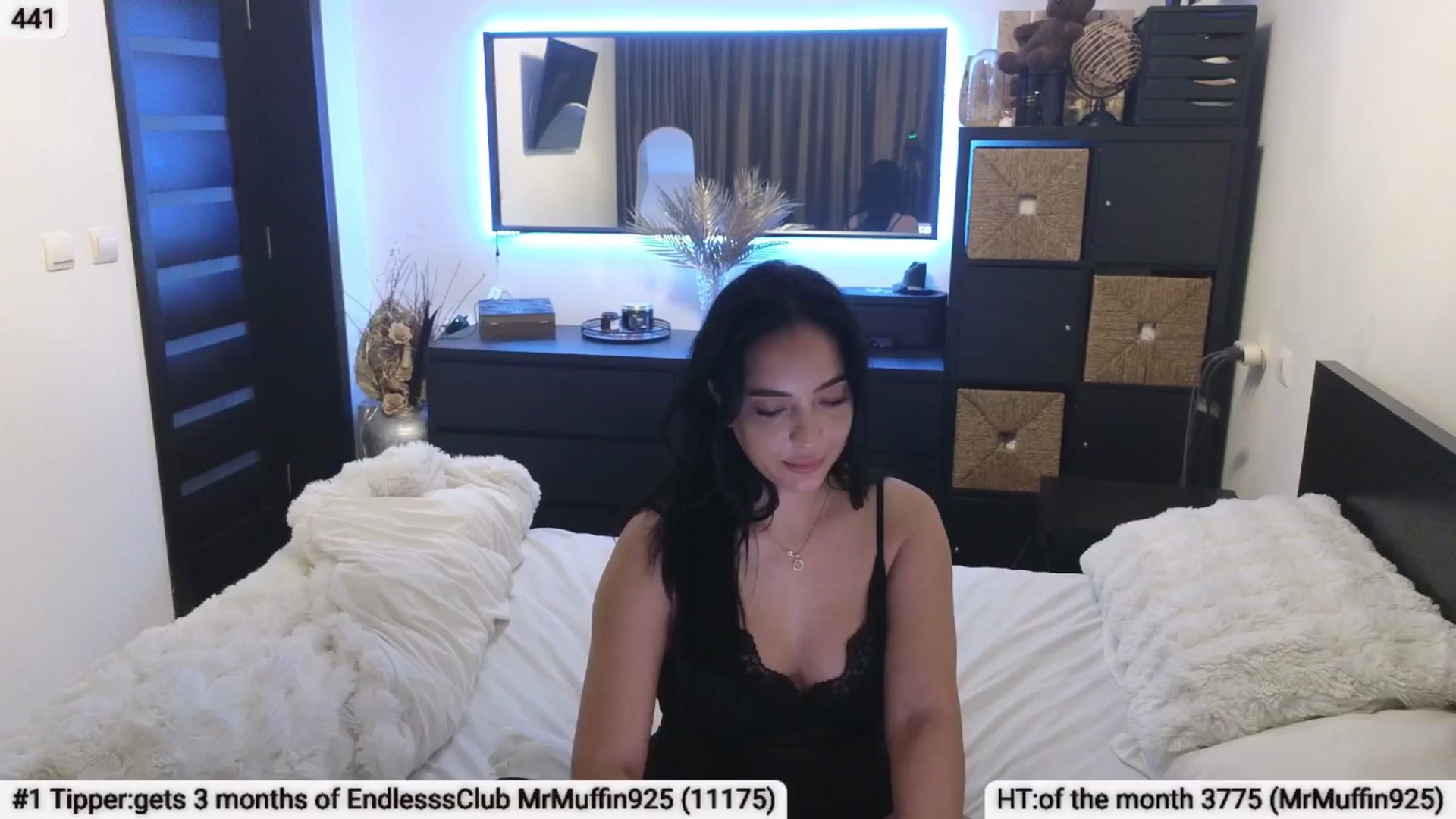 Gallery image thumbnail from EndlesssJoy's myfreecams stream on, 03/30/2025, 05:22 image 18 of 20