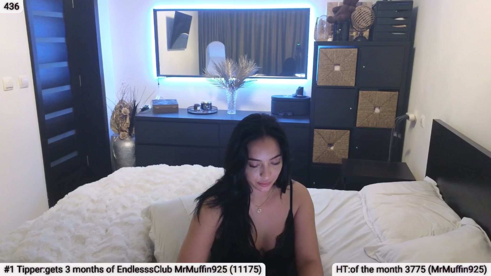 Gallery image thumbnail from EndlesssJoy's myfreecams stream on, 03/30/2025, 06:33 image 13 of 20