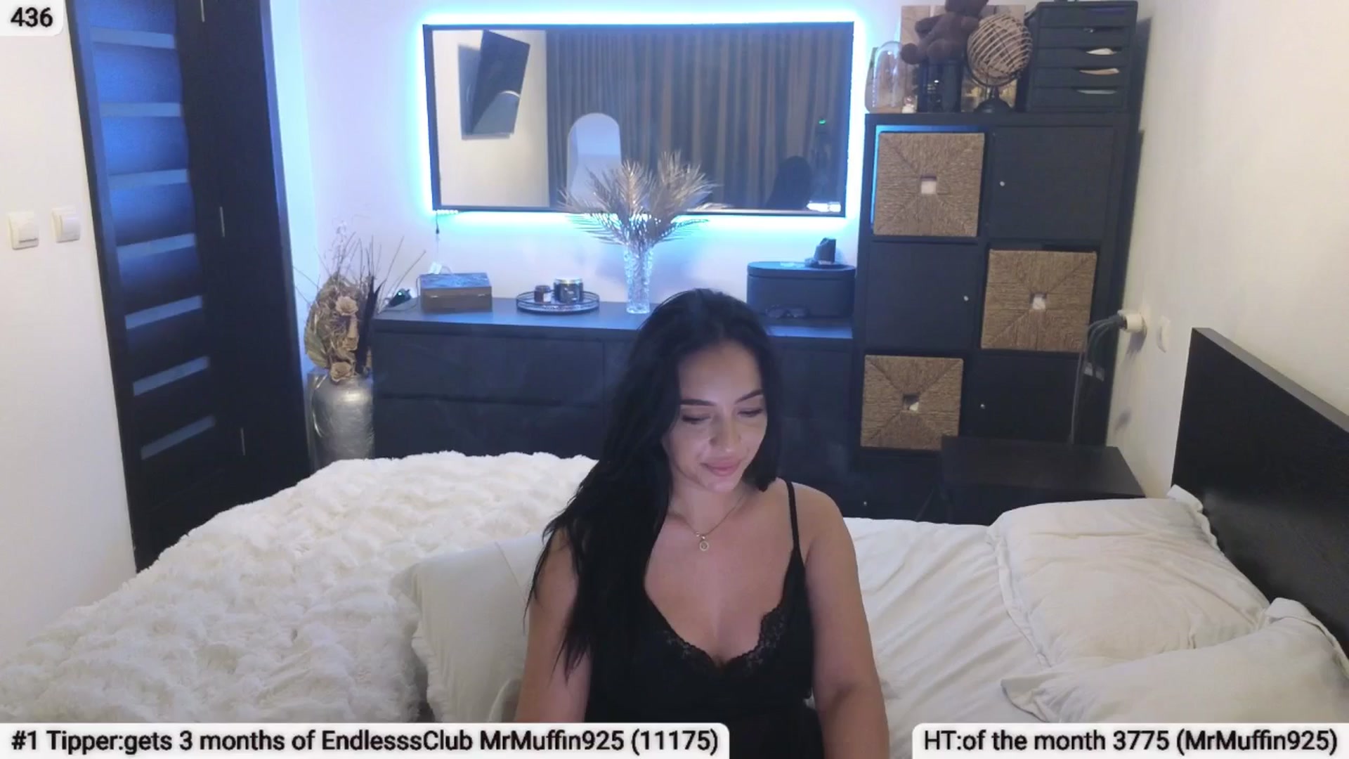 Gallery image thumbnail from EndlesssJoy's myfreecams stream on, 03/30/2025, 06:33 image 18 of 20