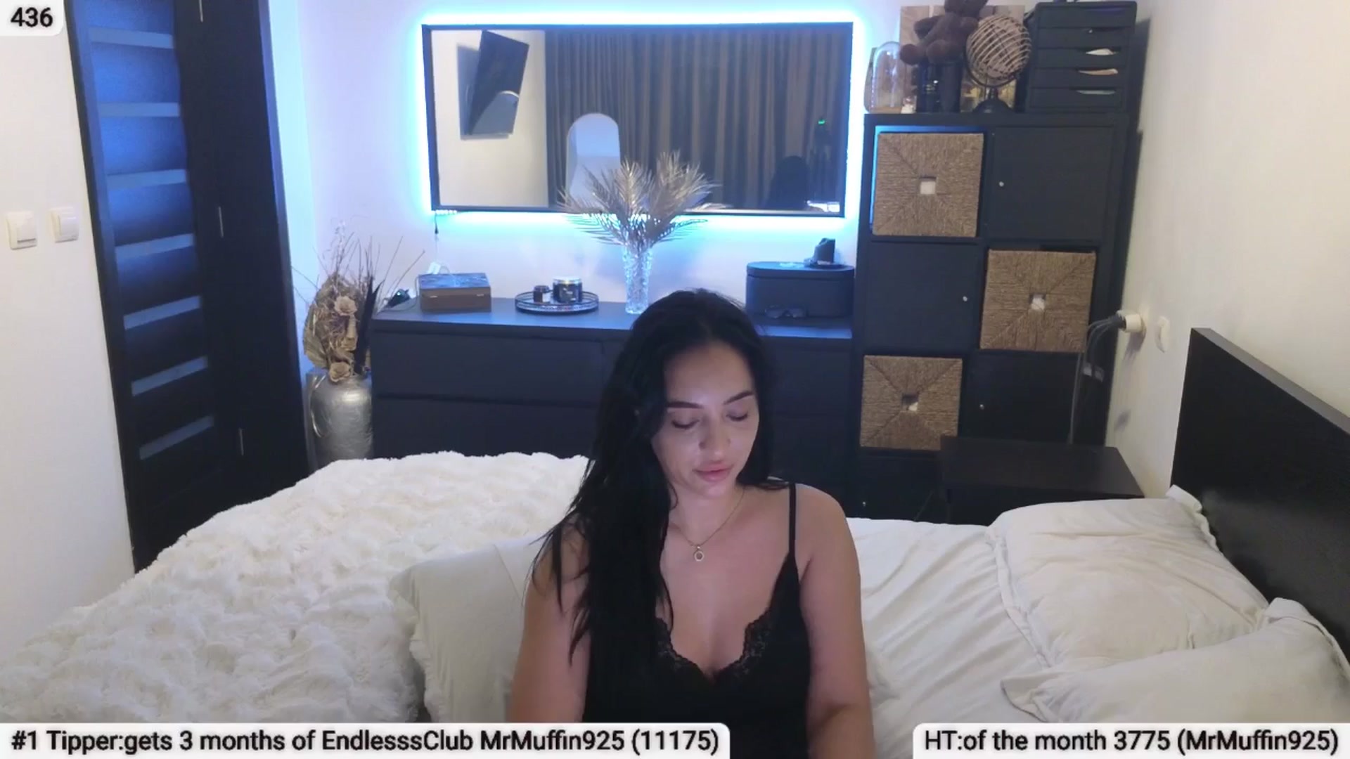 Gallery image thumbnail from EndlesssJoy's myfreecams stream on, 03/30/2025, 06:33 image 11 of 20