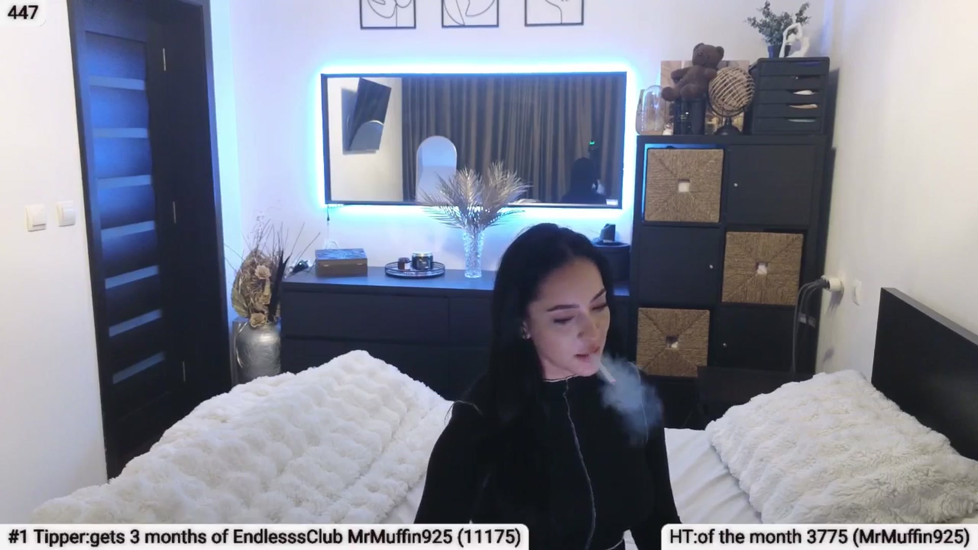 Gallery image thumbnail from EndlesssJoy's myfreecams stream on, 03/31/2025, 03:59 image 12 of 20