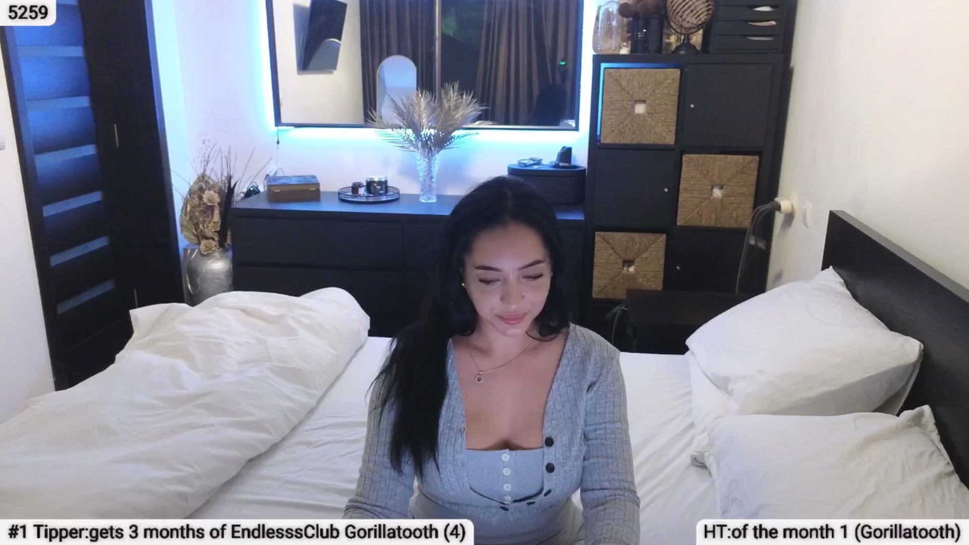Gallery image thumbnail from EndlesssJoy's myfreecams stream on, 04/03/2025, 01:18 image 2 of 20