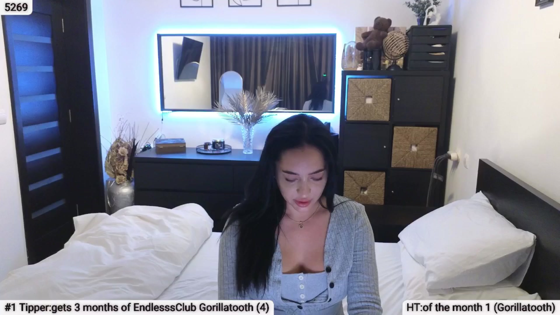 Gallery image thumbnail from EndlesssJoy's myfreecams stream on, 04/03/2025, 01:18 image 4 of 20