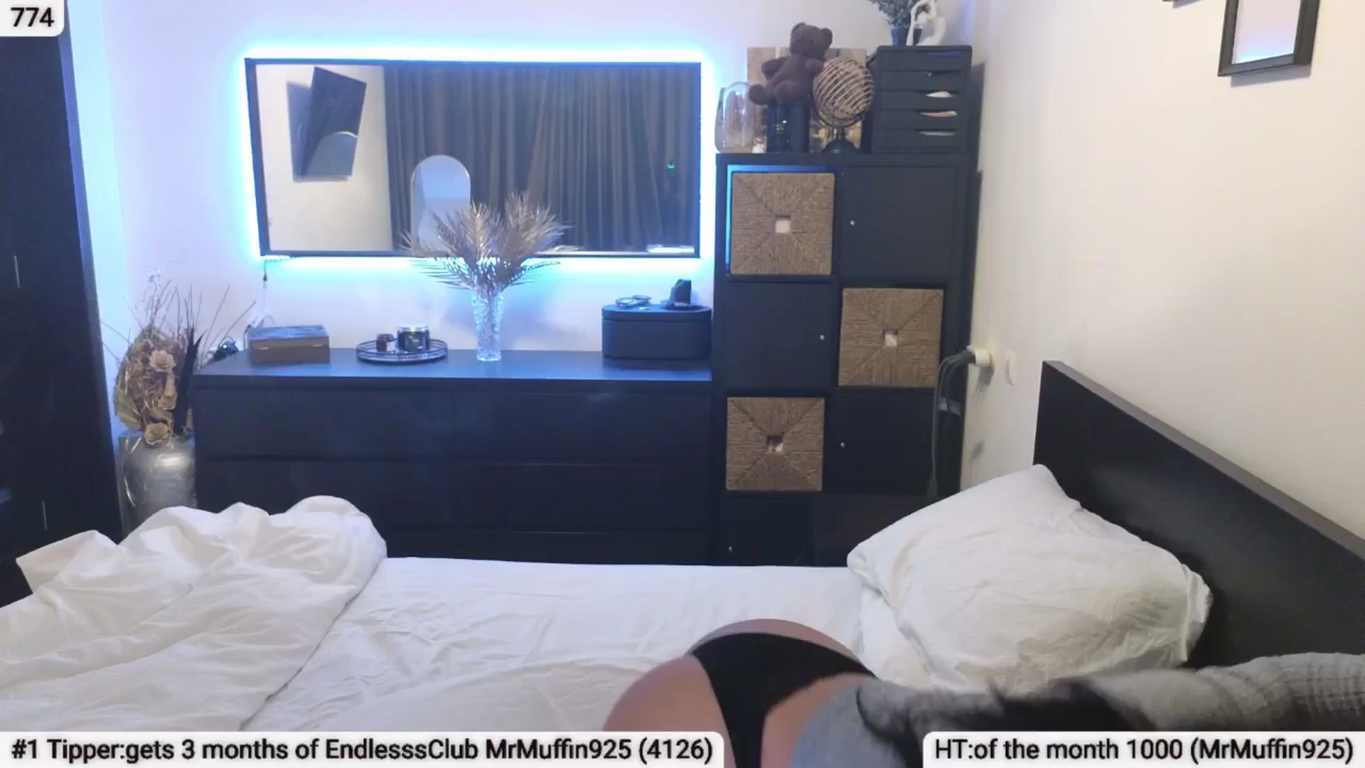 Gallery image thumbnail from EndlesssJoy's myfreecams stream on, 04/03/2025, 03:50 image 14 of 20