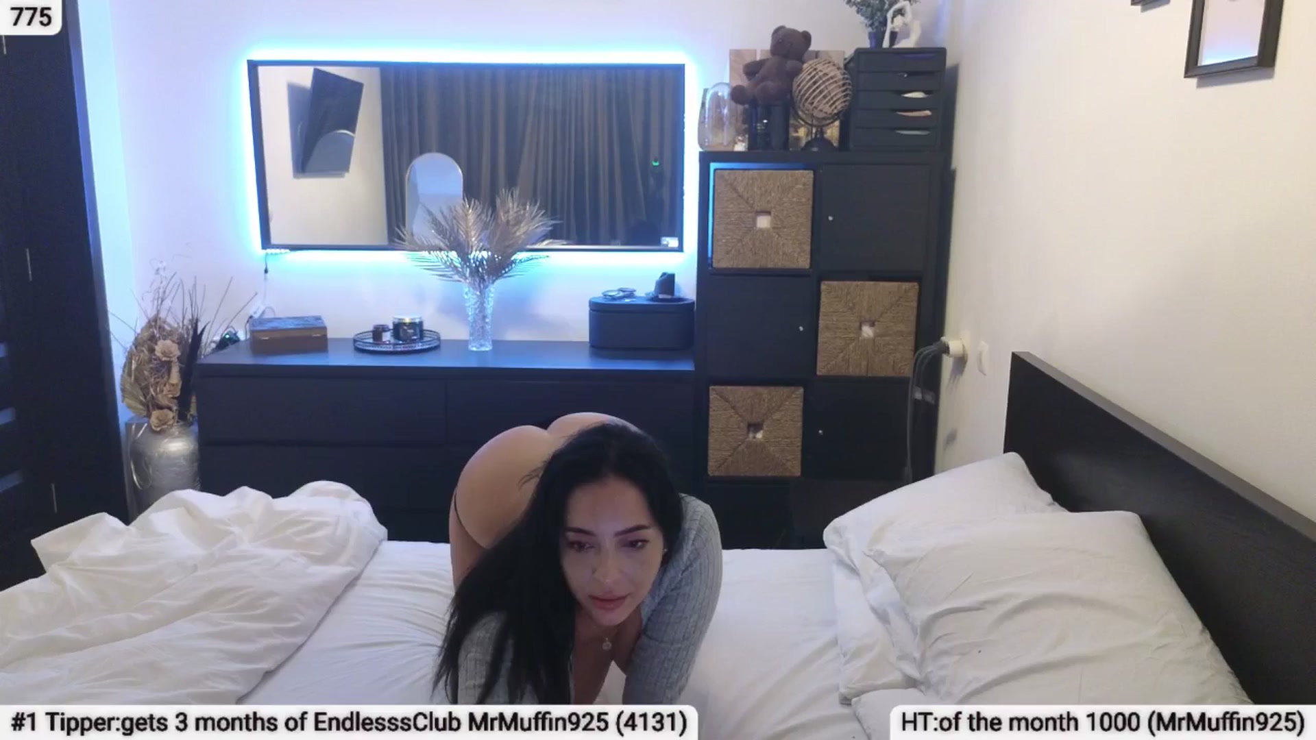 Gallery image thumbnail from EndlesssJoy's myfreecams stream on, 04/03/2025, 03:50 image 16 of 20