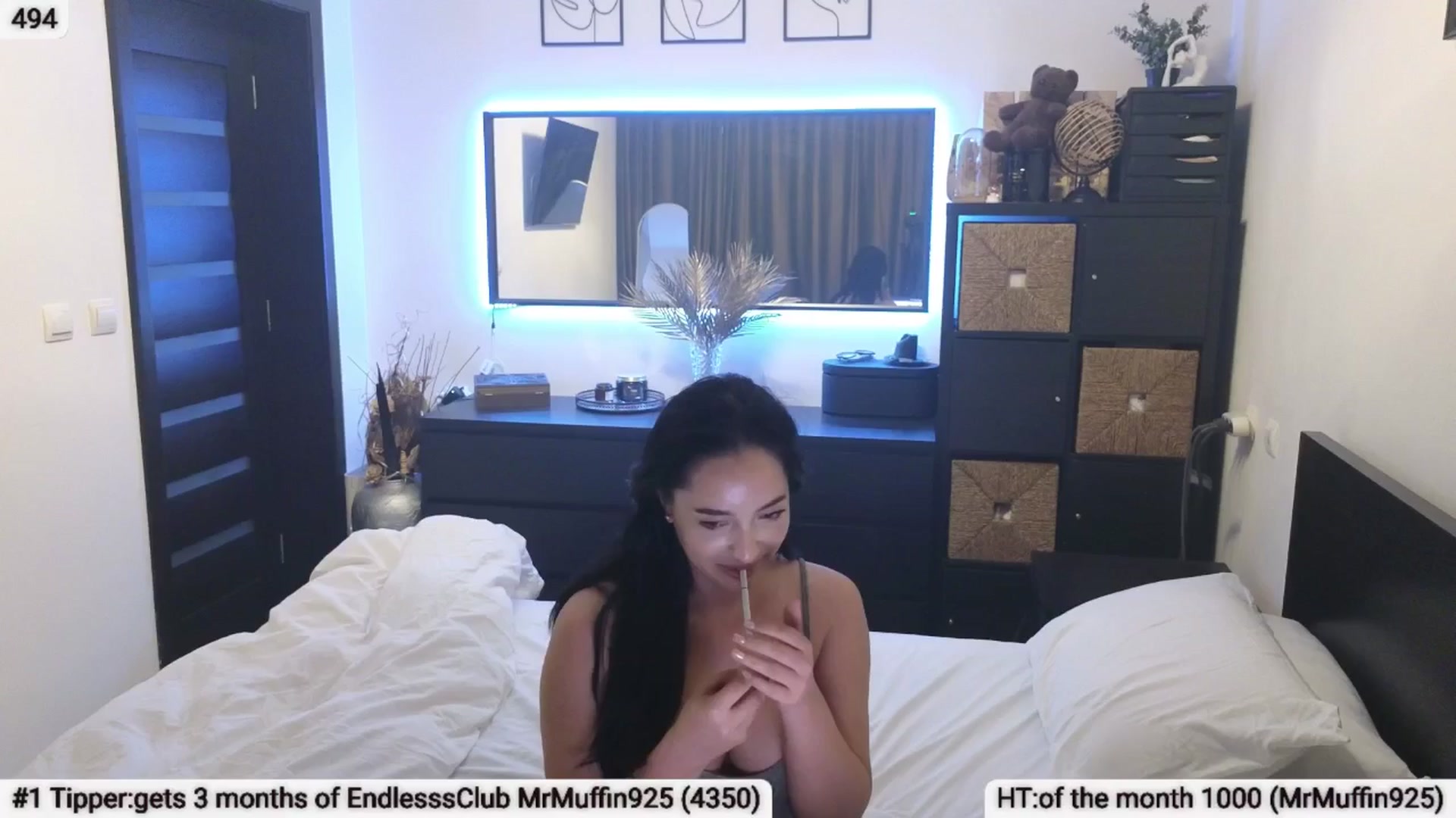 Gallery image thumbnail from EndlesssJoy's myfreecams stream on, 04/06/2025, 07:21 image 8 of 20