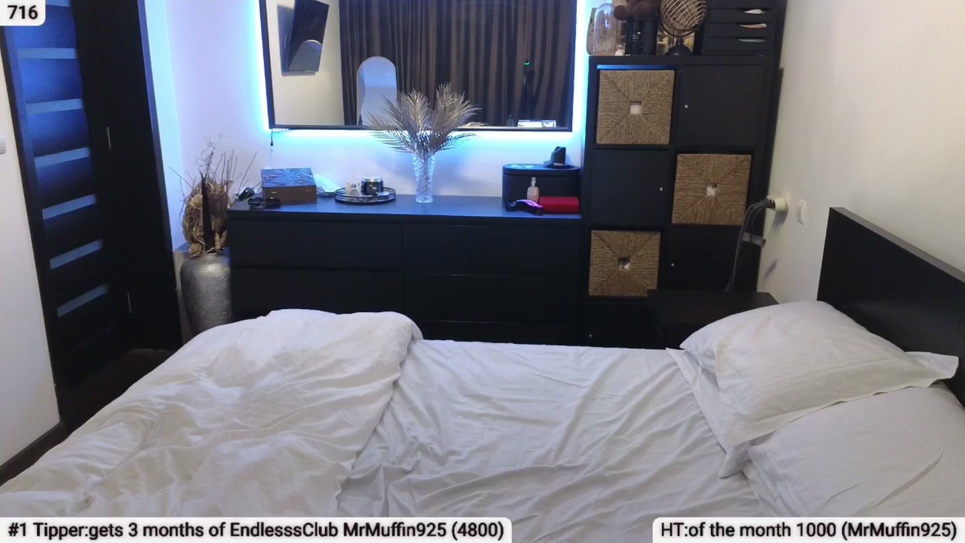 Gallery image thumbnail from EndlesssJoy's myfreecams stream on, 04/13/2025, 03:59 image 12 of 20