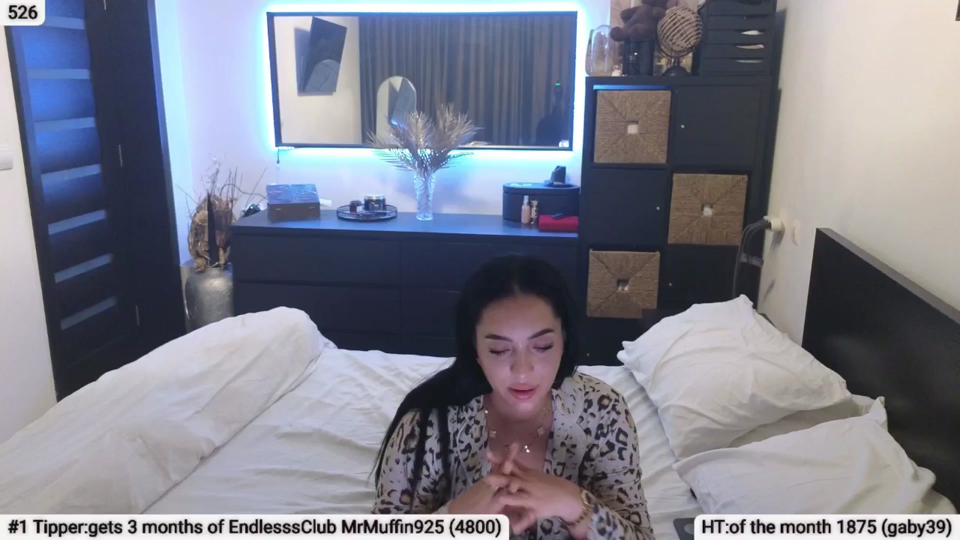 Gallery image thumbnail from EndlesssJoy's myfreecams stream on, 04/19/2025, 08:08 image 5 of 20