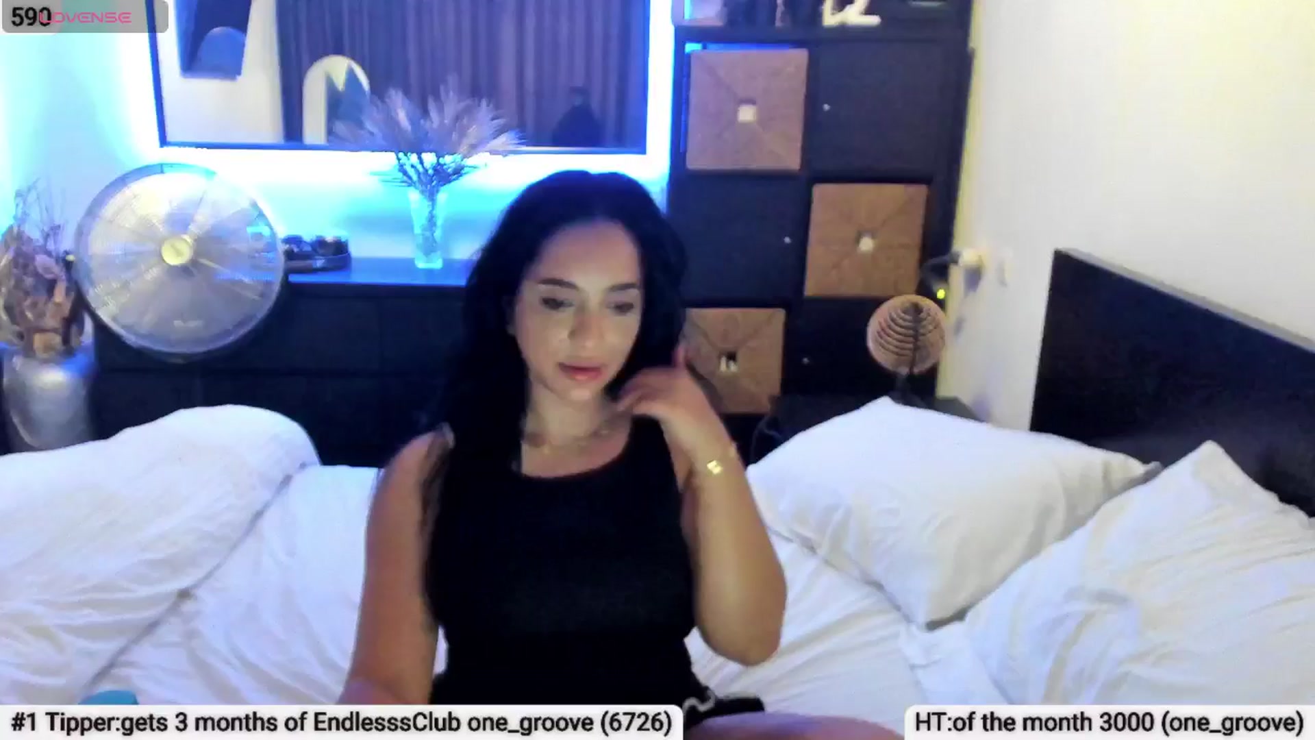 Gallery image thumbnail from EndlesssJoy's myfreecams stream on, 06/28/2025, 08:30 image 3 of 20