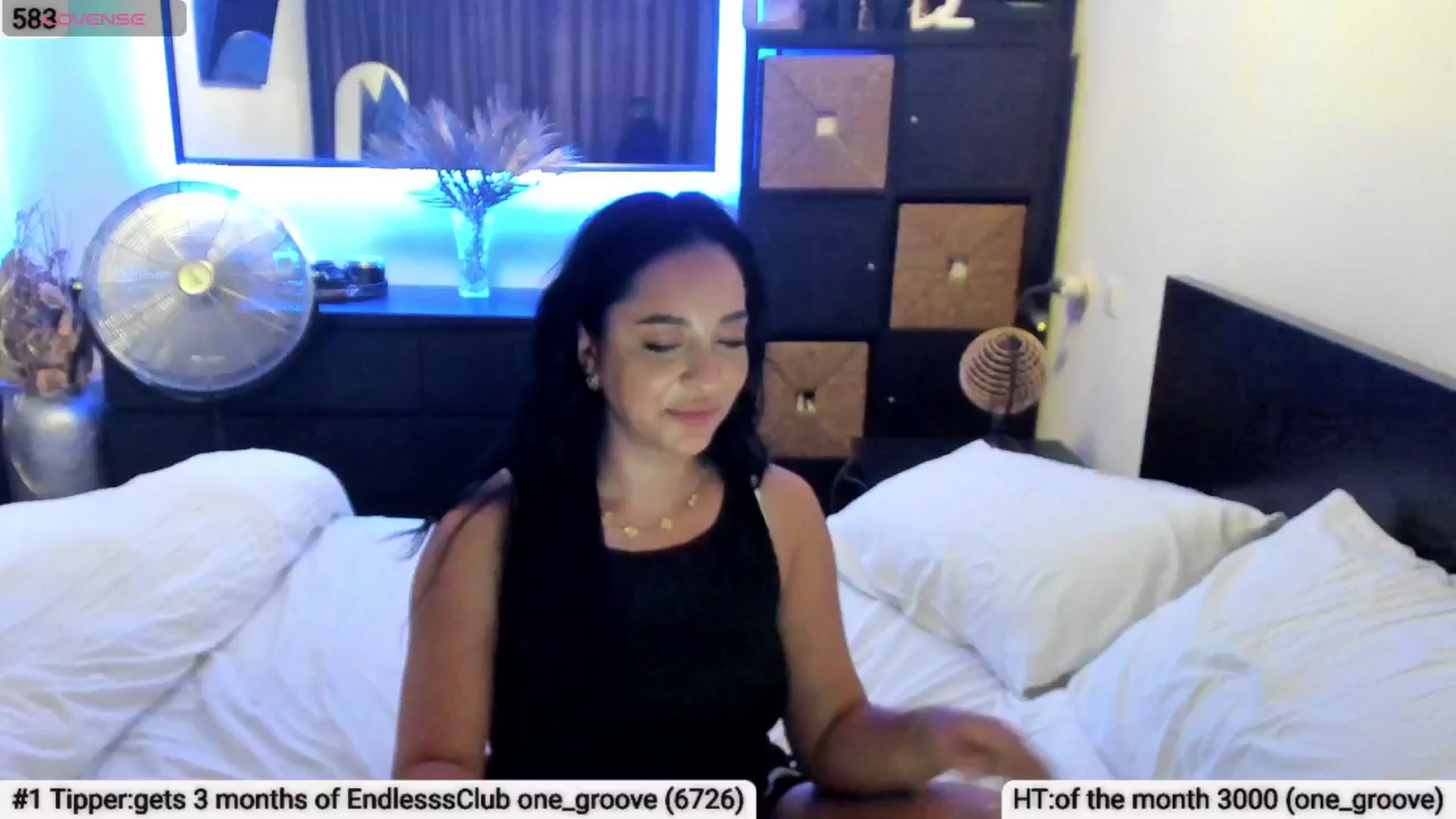 Gallery image thumbnail from EndlesssJoy's myfreecams stream on, 06/28/2025, 08:30 image 9 of 20