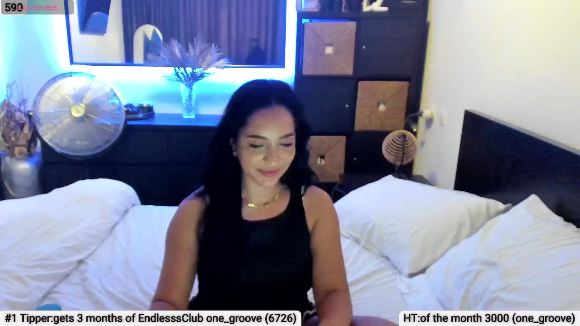 Gallery image thumbnail from EndlesssJoy's myfreecams stream on, 06/28/2025, 08:30 image 1 of 20