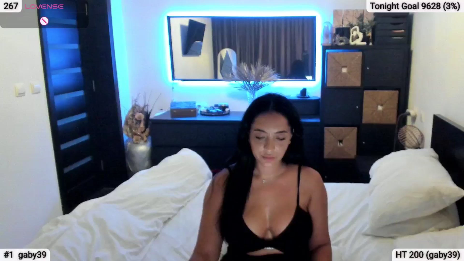 Gallery image thumbnail from EndlesssJoy's myfreecams stream on, 08/18/2025, 06:59 image 5 of 20