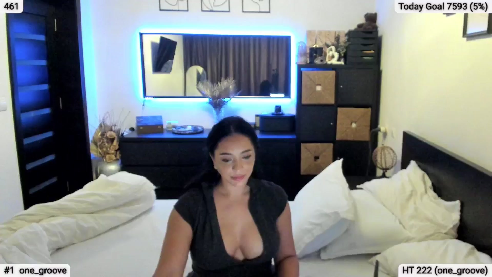 Gallery image thumbnail from EndlesssJoy's myfreecams stream on, 09/27/2025, 07:33 image 13 of 20