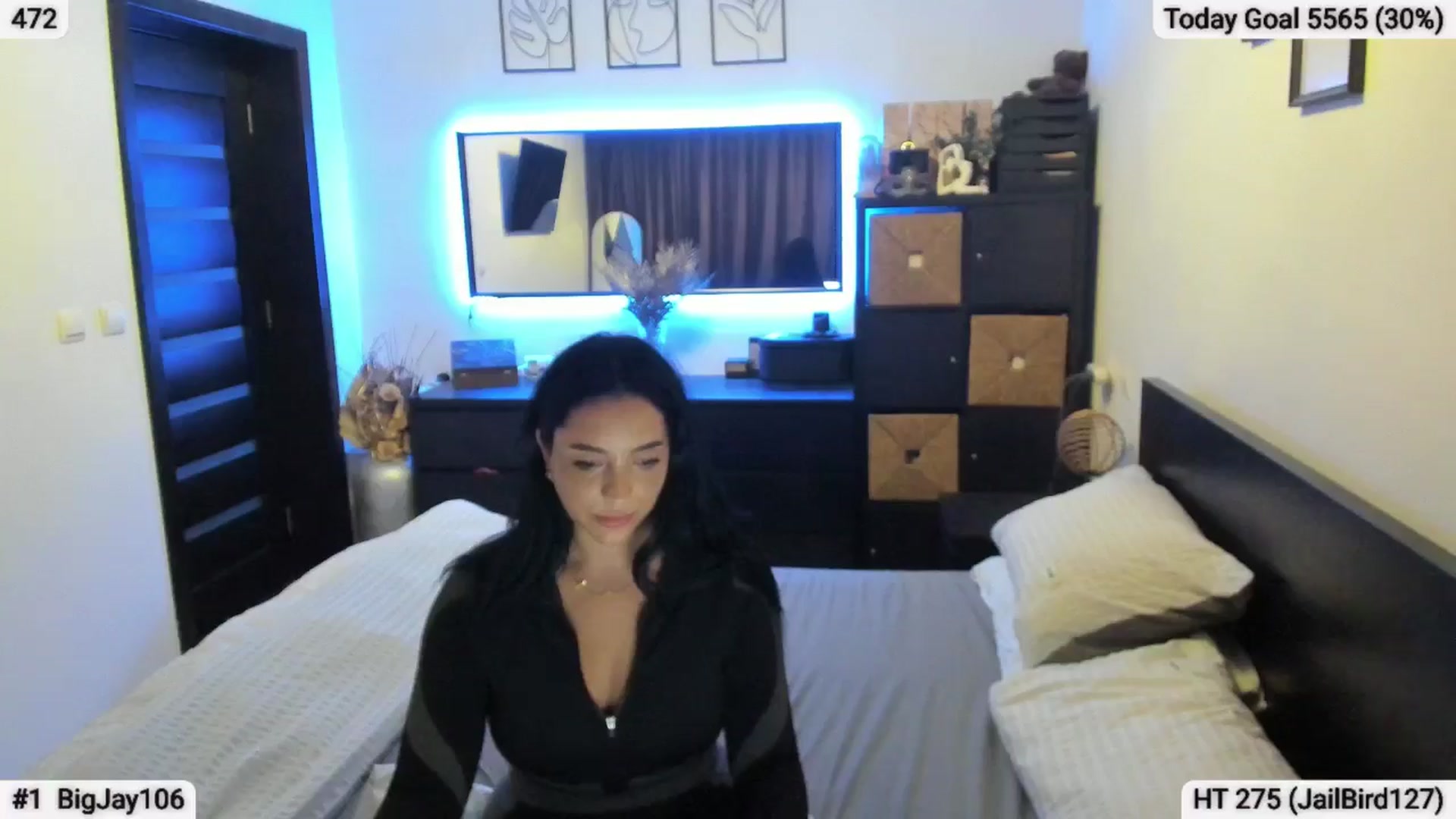 Gallery image thumbnail from EndlesssJoy's myfreecams stream on, 10/04/2025, 07:16 image 17 of 20