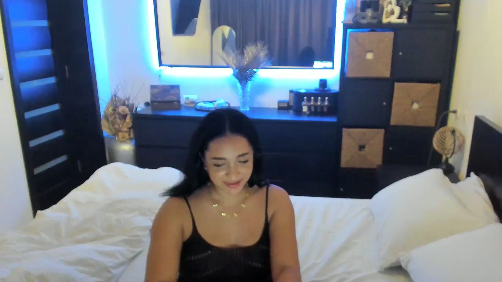 Gallery image thumbnail from EndlesssJoy's myfreecams stream on, 10/12/2025, 06:51 image 19 of 20