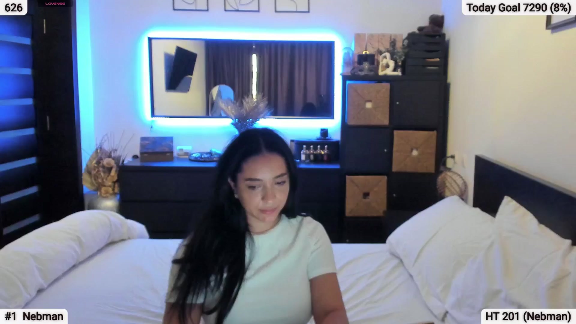 Gallery image thumbnail from EndlesssJoy's myfreecams stream on, 10/18/2025, 07:42 image 13 of 20