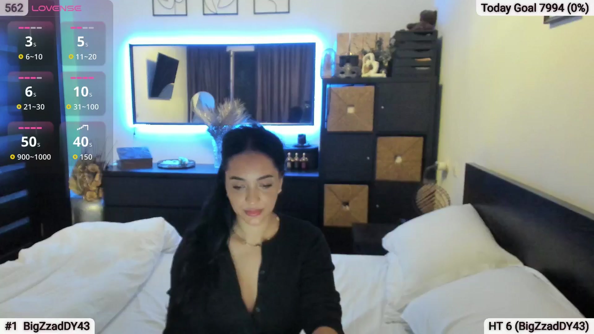 Gallery image thumbnail from EndlesssJoy's myfreecams stream on, 10/27/2025, 05:31 image 3 of 20
